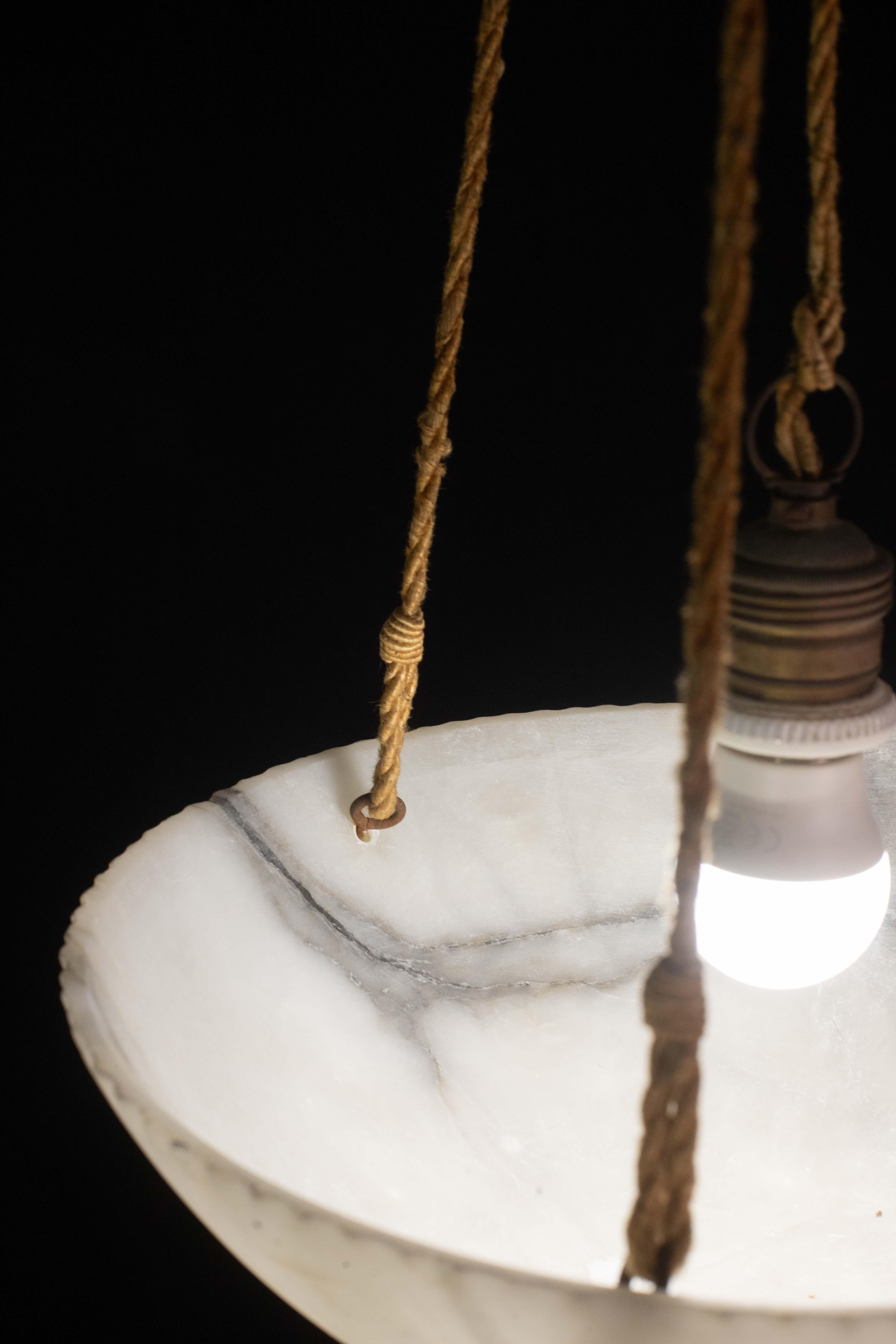 Lampadario Art Deco White Albaster, anni '1940 in vendita 6