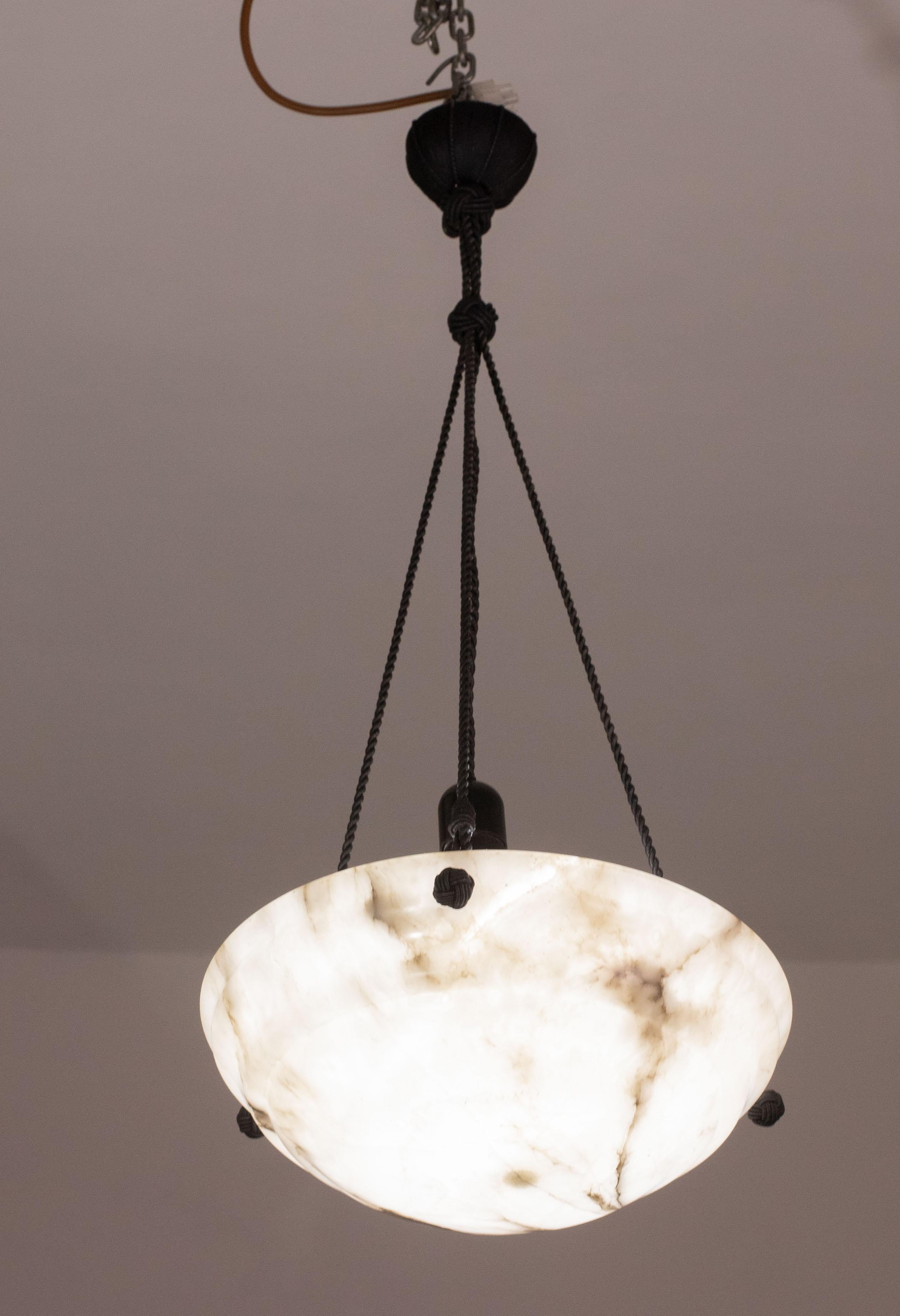 Weißer Alabaster-Kronleuchter im Art déco-Stil, 1950er Jahre im Angebot 7