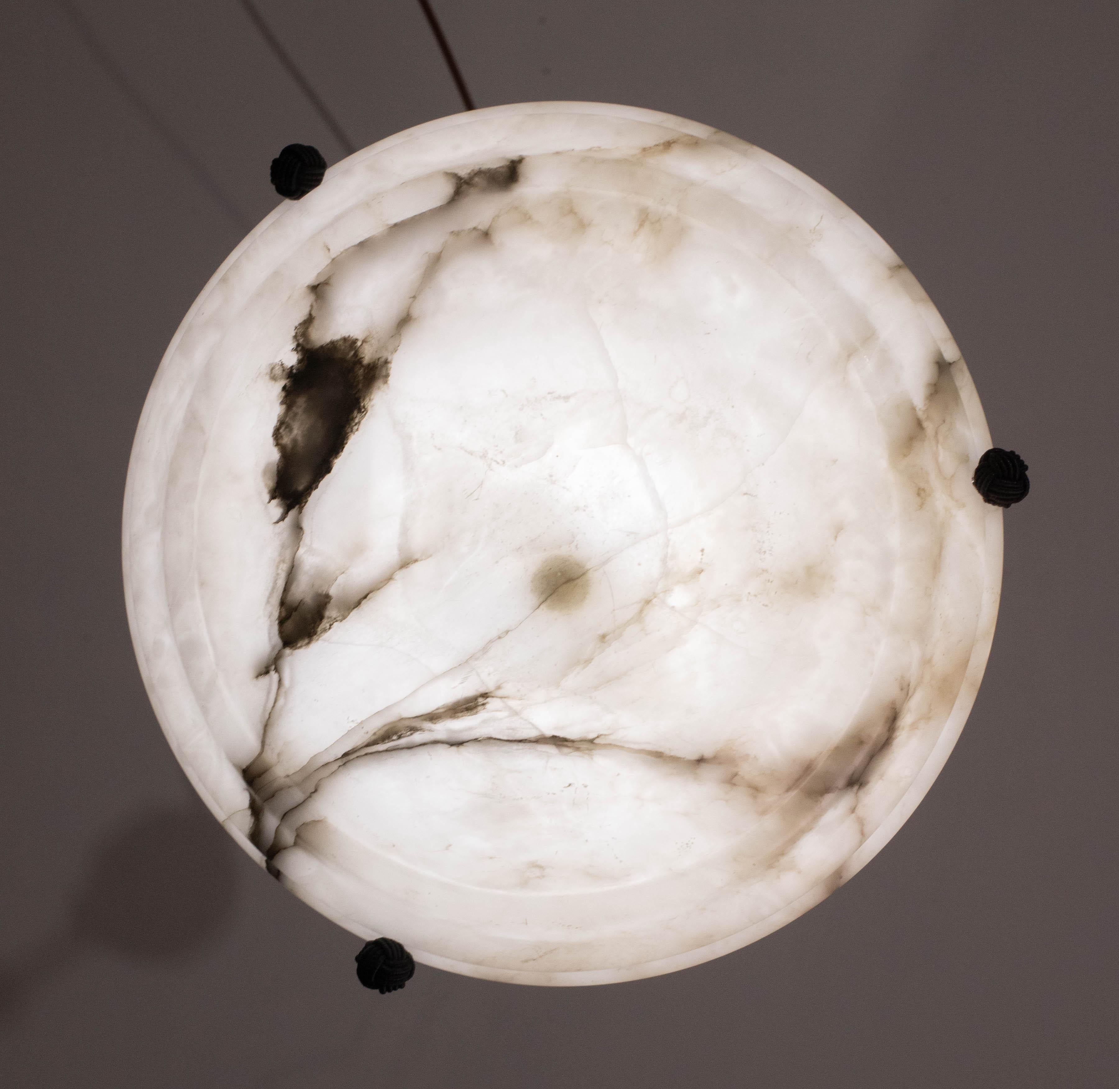 Weißer Alabaster-Kronleuchter im Art déco-Stil, 1950er Jahre im Angebot 1