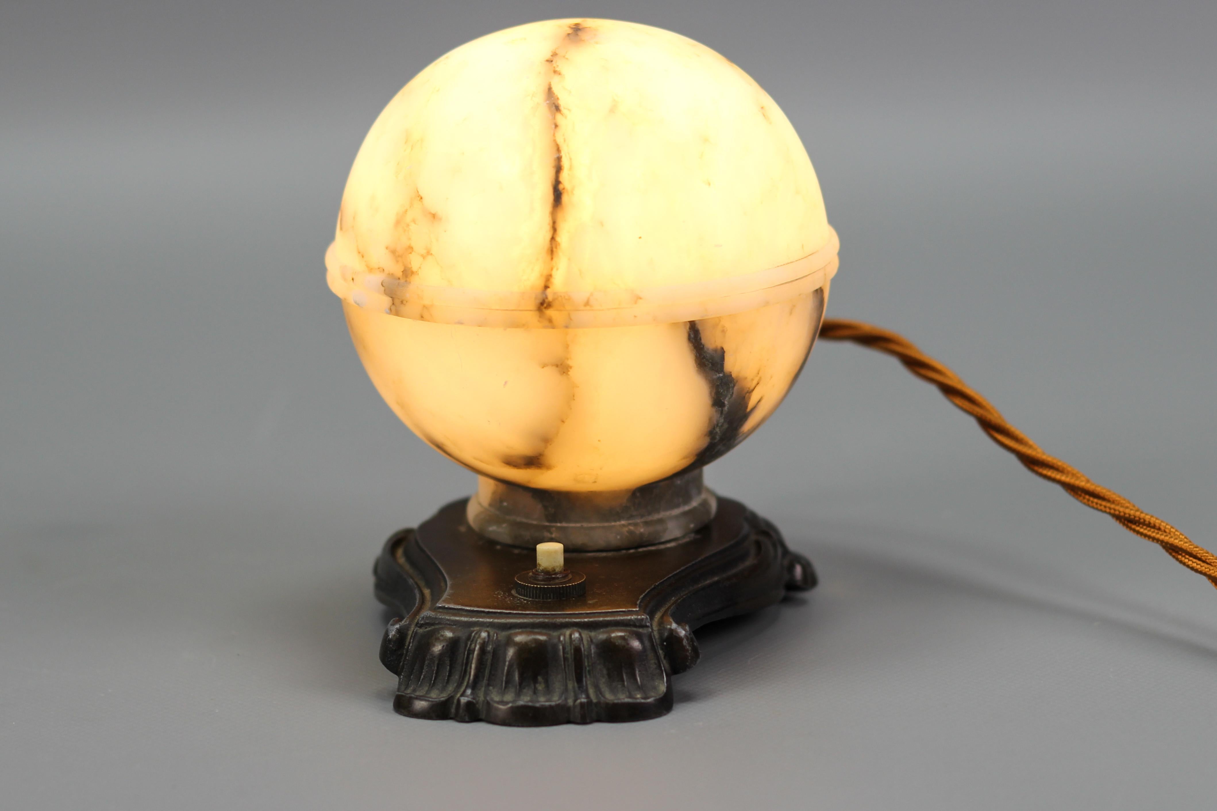 Art Deco White and Black Alabaster Globe Sphere Night Lamp or Mood Lamp, 1930s For Sale 1