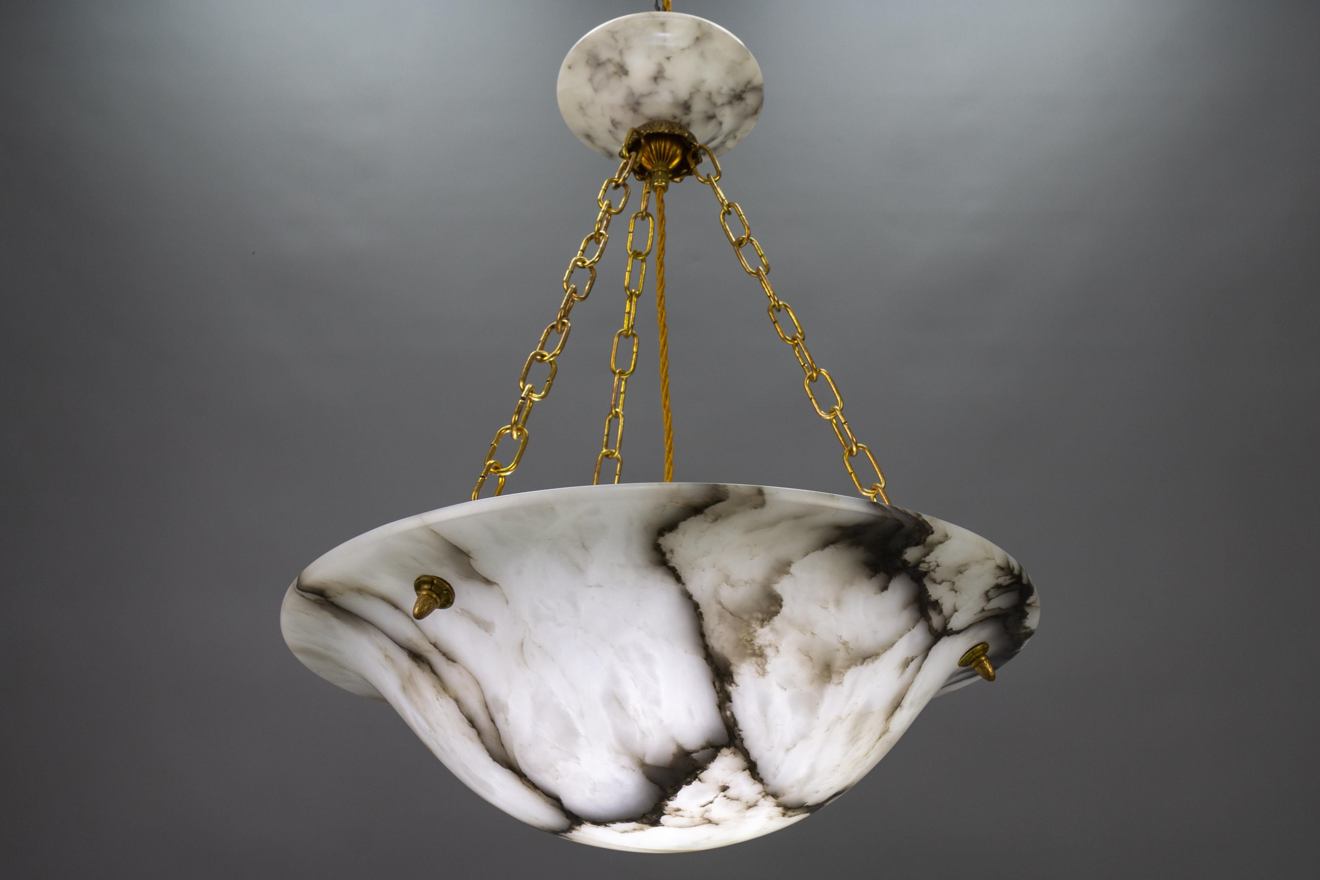 Art Deco White and Black Veined Alabaster and Brass Pendant Light, ca 1920 In Good Condition In Barntrup, DE