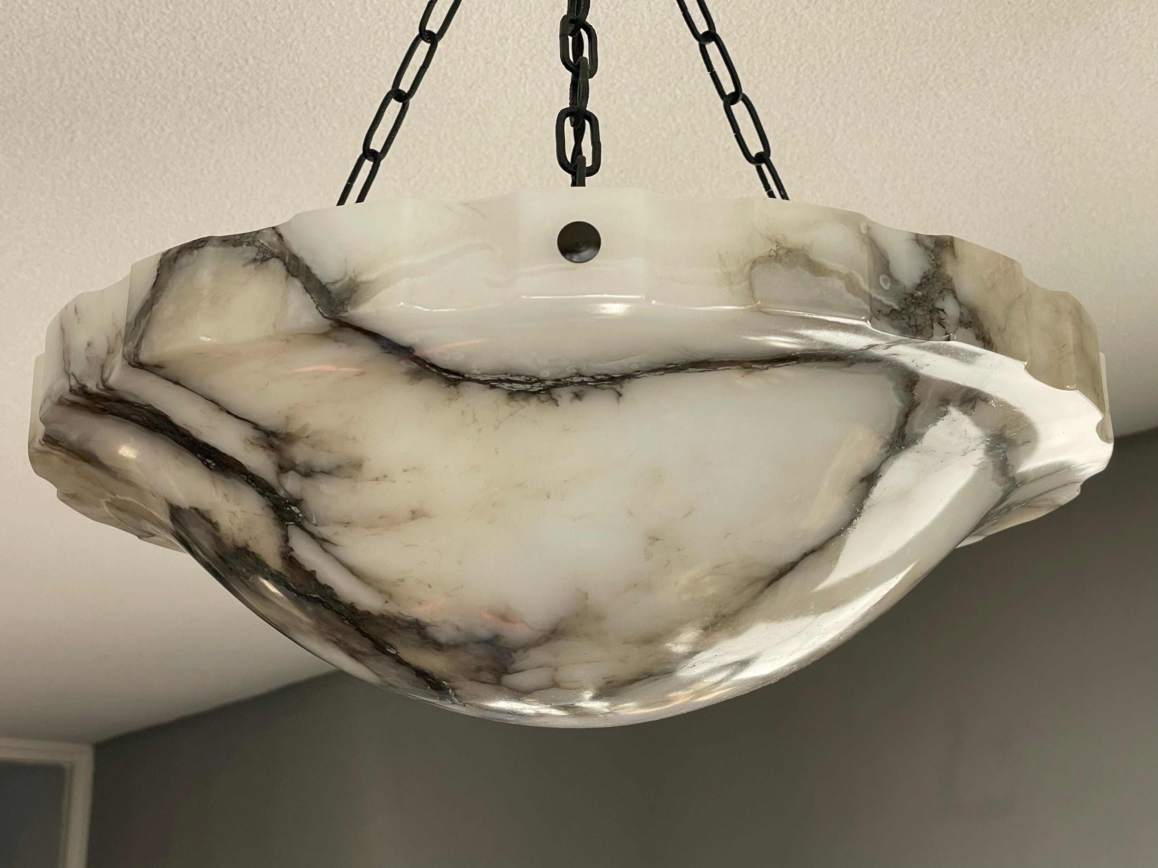Art Deco White and Superb Black Veins Alabaster Pendant with Mint Shade & Canopy 8