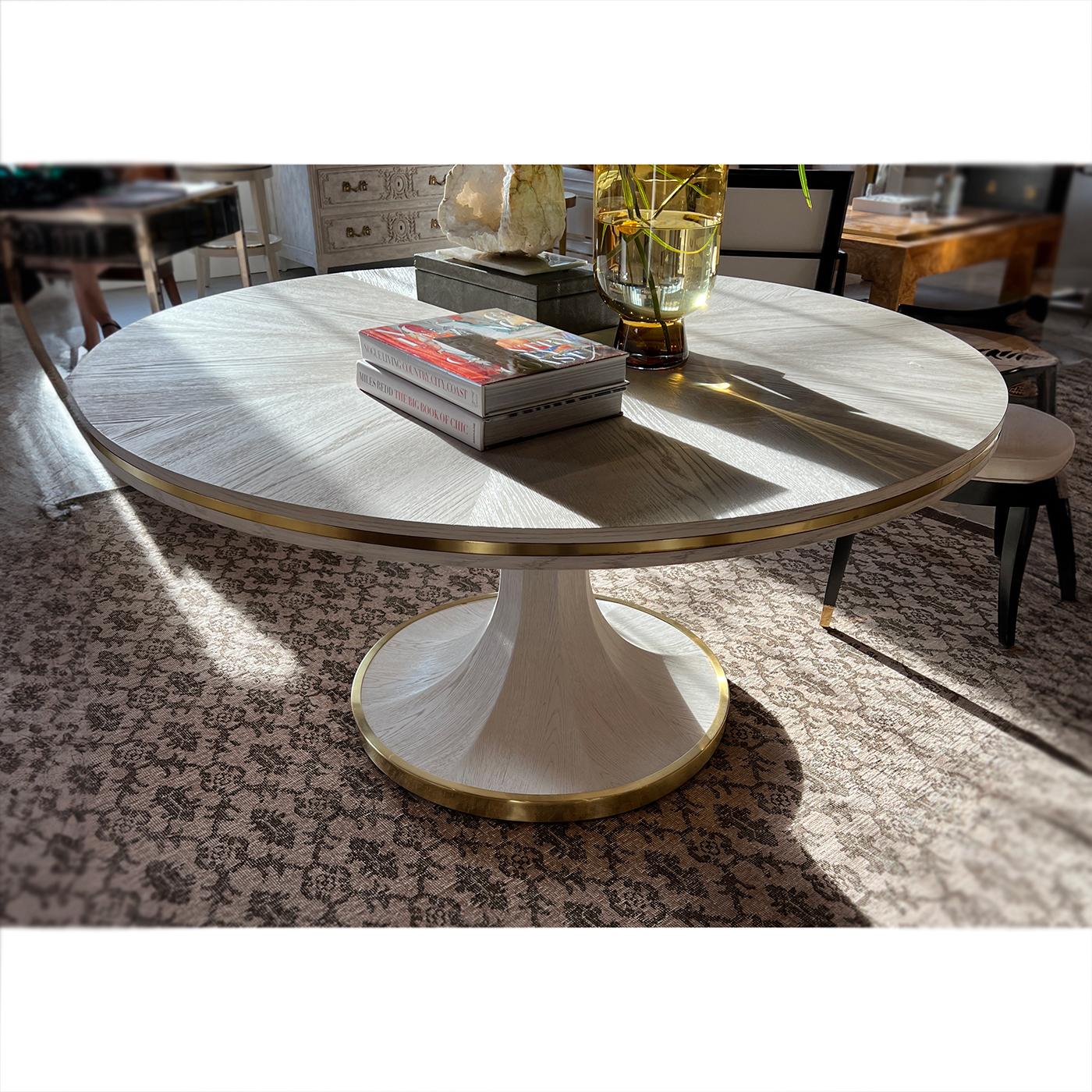 Vietnamien Table de salle à manger Art Déco blanche en vente