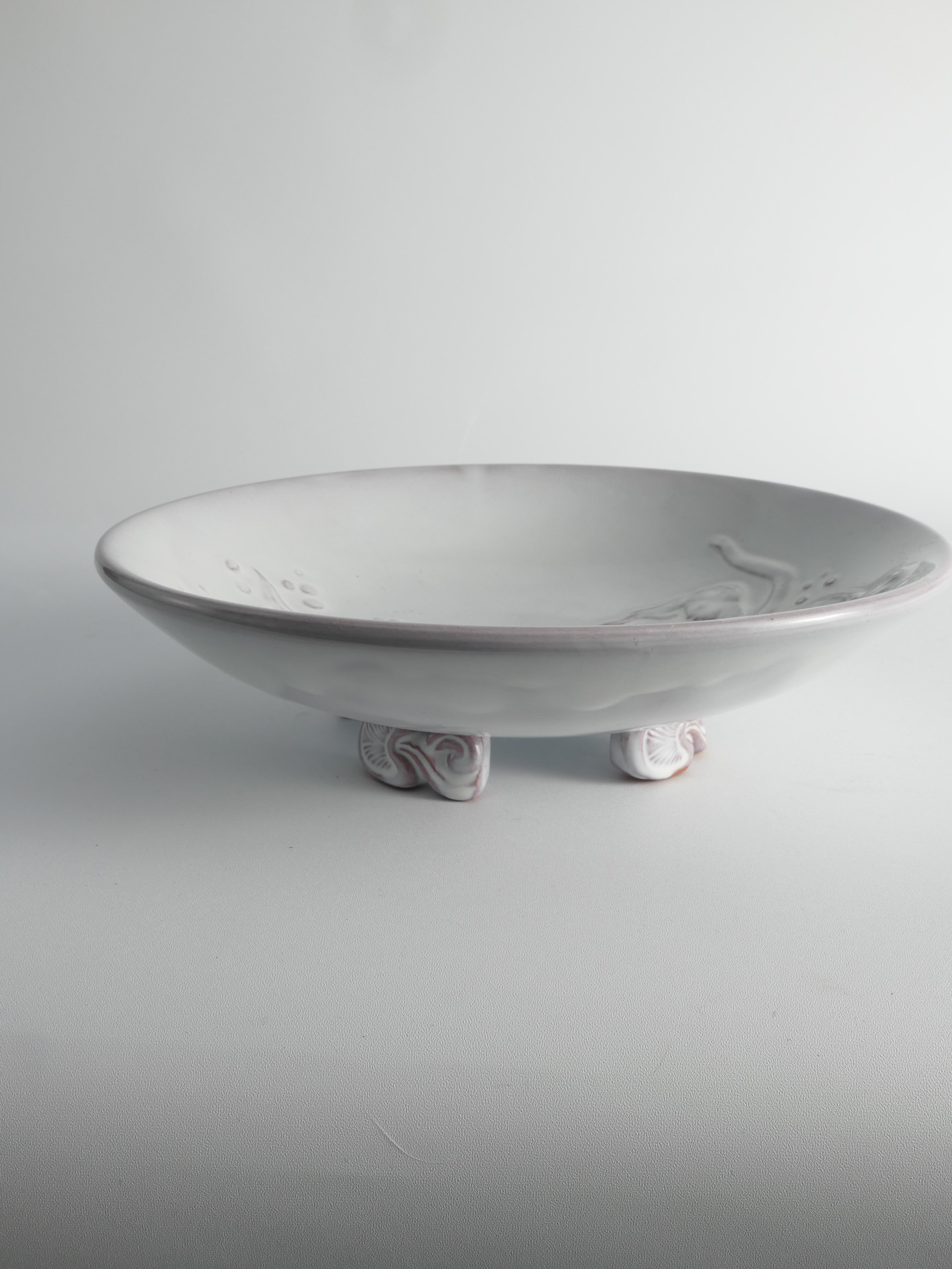 Weiße Art-Déco-Schale mit Meerjungfrauenmotiv aus Steingut „300“ von Mari Simmulson für Upsala-Ekeby im Angebot 4