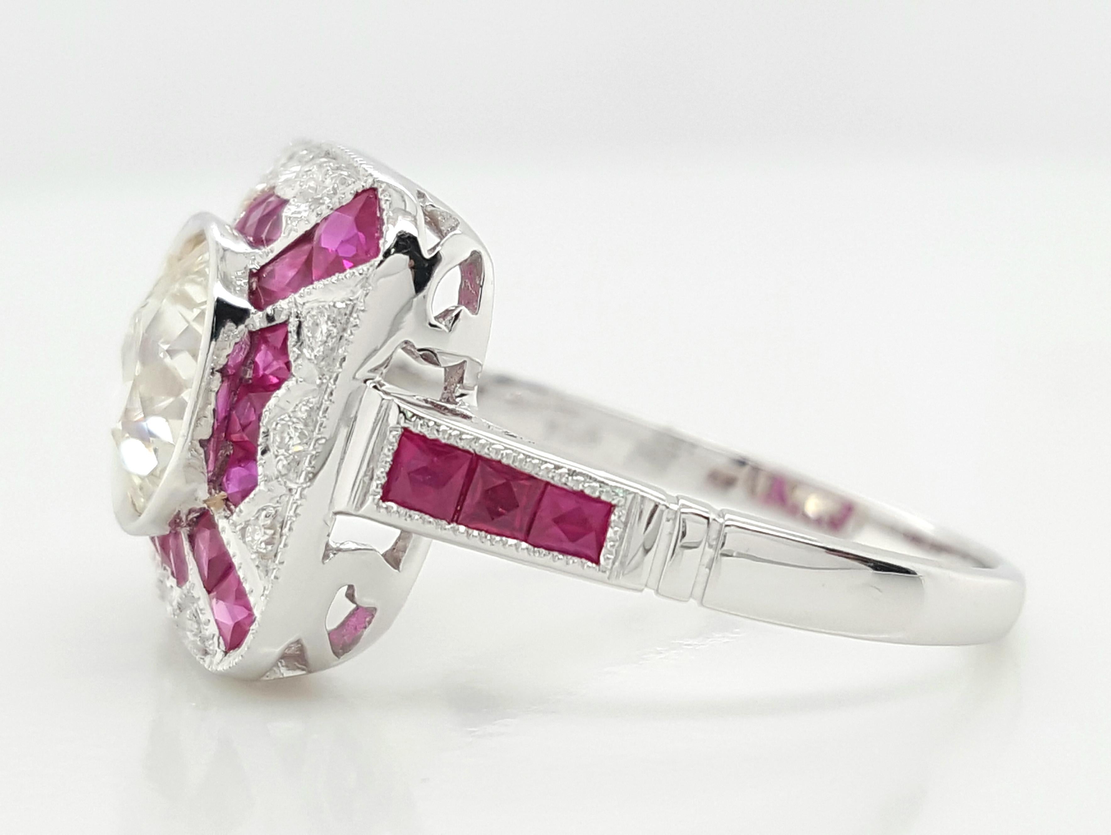 Anillo Halo de Rubí con Diamantes de Corte Europeo Antiguo de 1,5 Quilates en Oro Blanco Inspirado en el Art Decó en venta 4