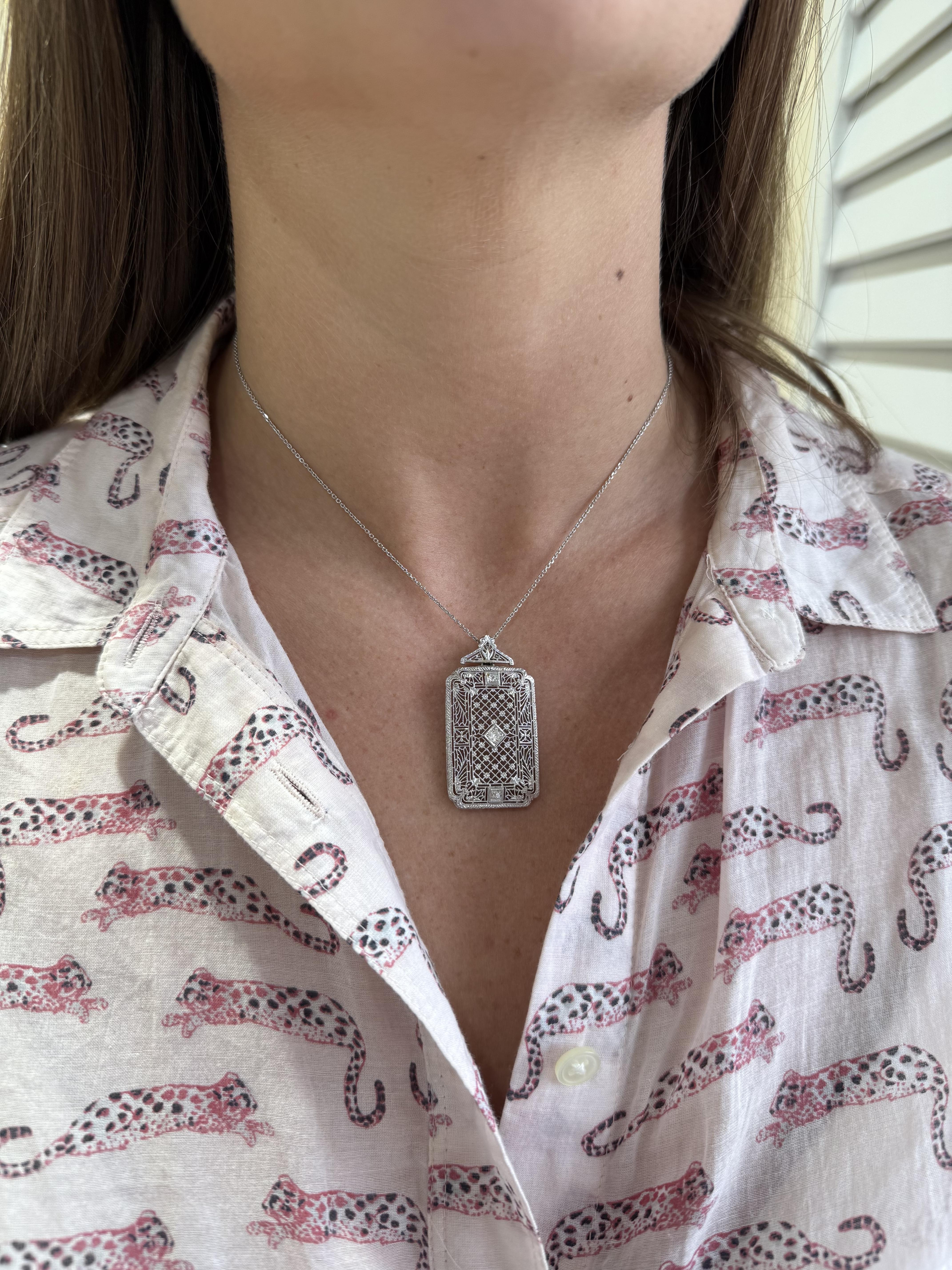 Old European Cut Art Deco White Gold Filigree Necklace For Sale