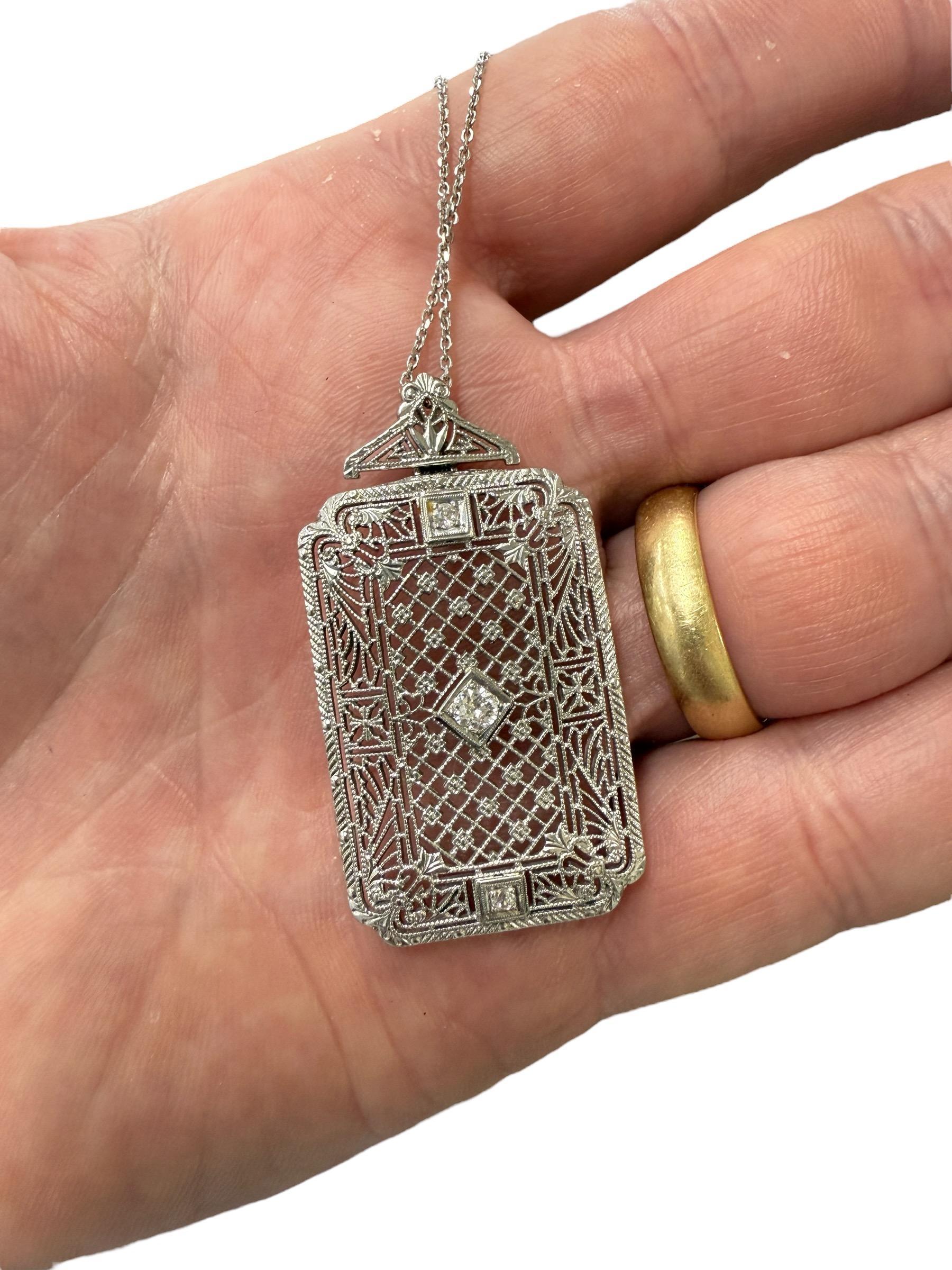 Art Deco White Gold Filigree Necklace For Sale 3