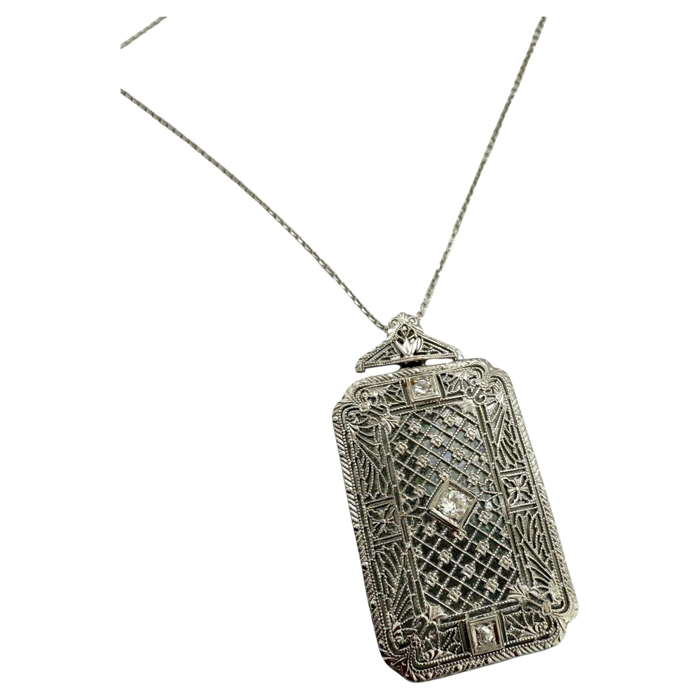 Art Deco White Gold Filigree Necklace For Sale