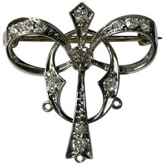 Art Deco 14 Karat White Gold Ribbon Brooch