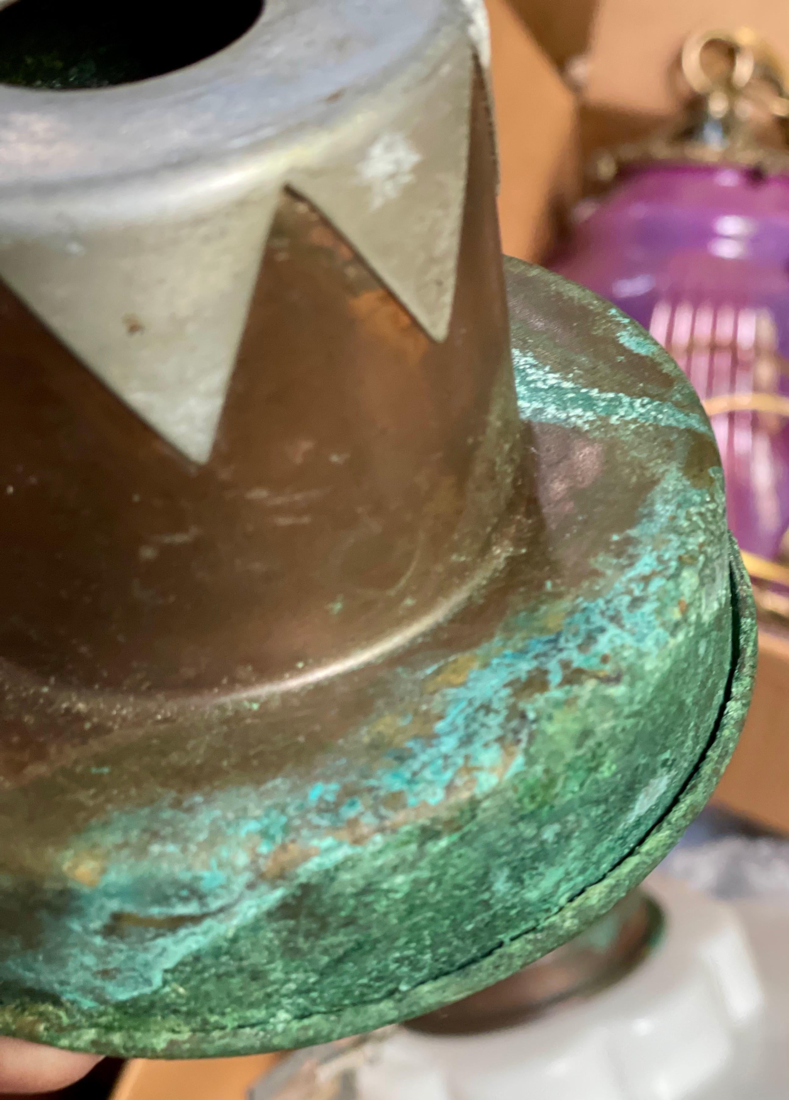 Lights suspendus en forme d'étoile en verre au lait blanc Art Déco en vente 7