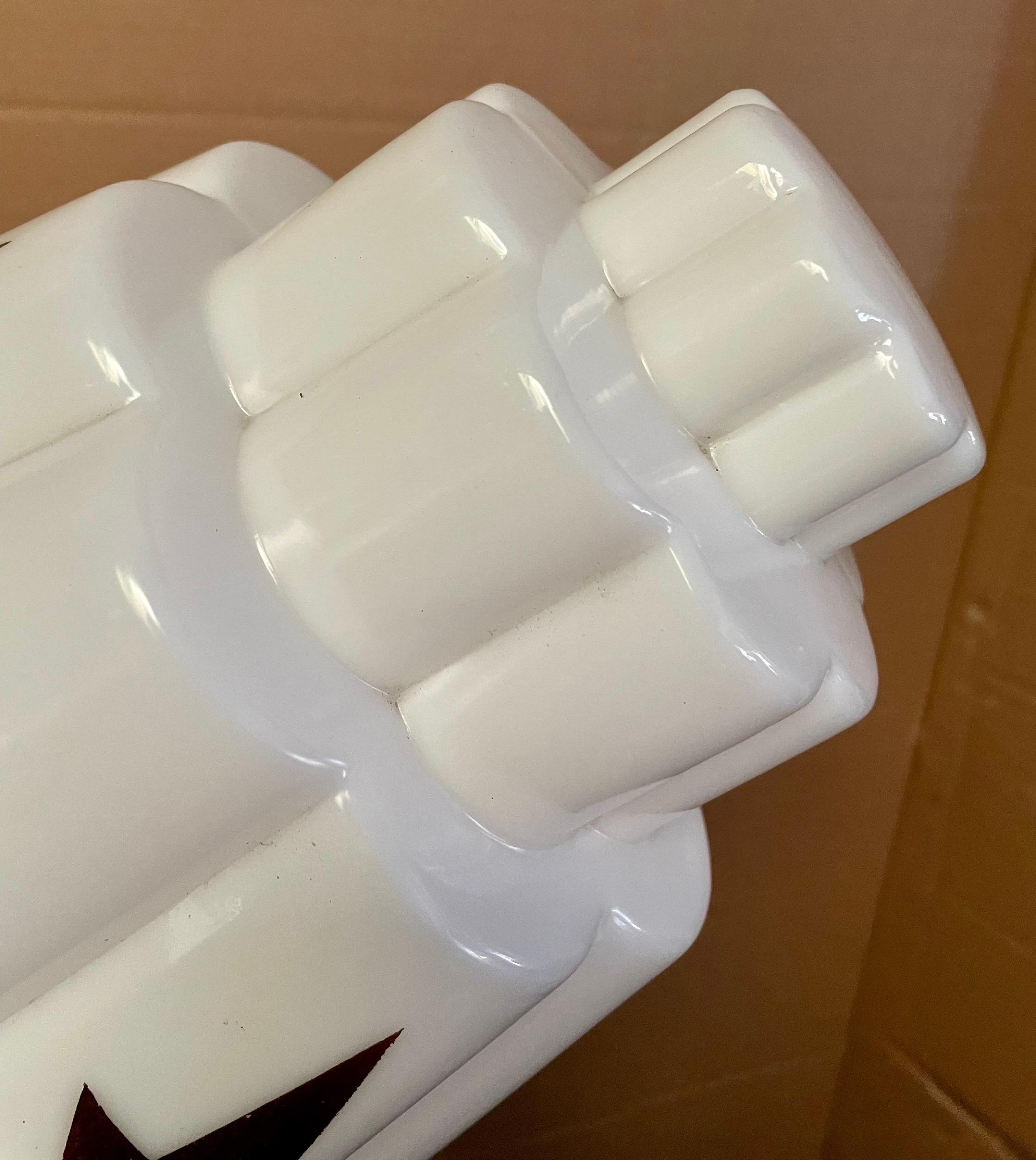 20ième siècle Lights suspendus en forme d'étoile en verre au lait blanc Art Déco en vente