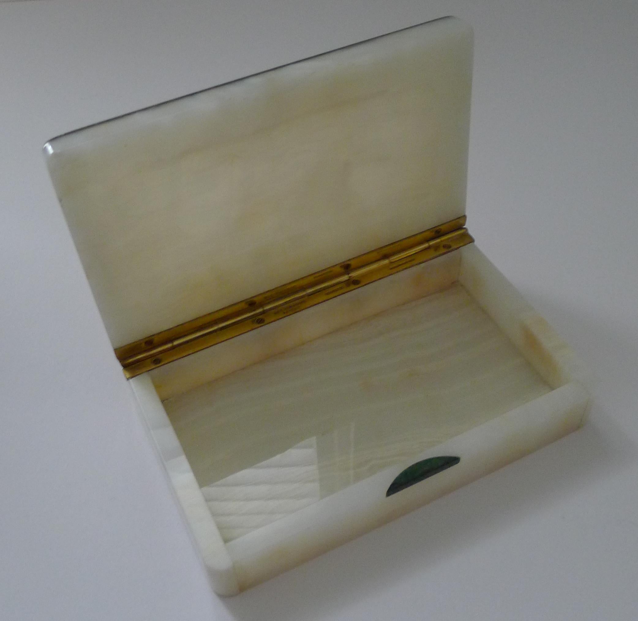 Art Deco White Onyx and Malachite Cigar / Desk Box x.1930 For Sale 1