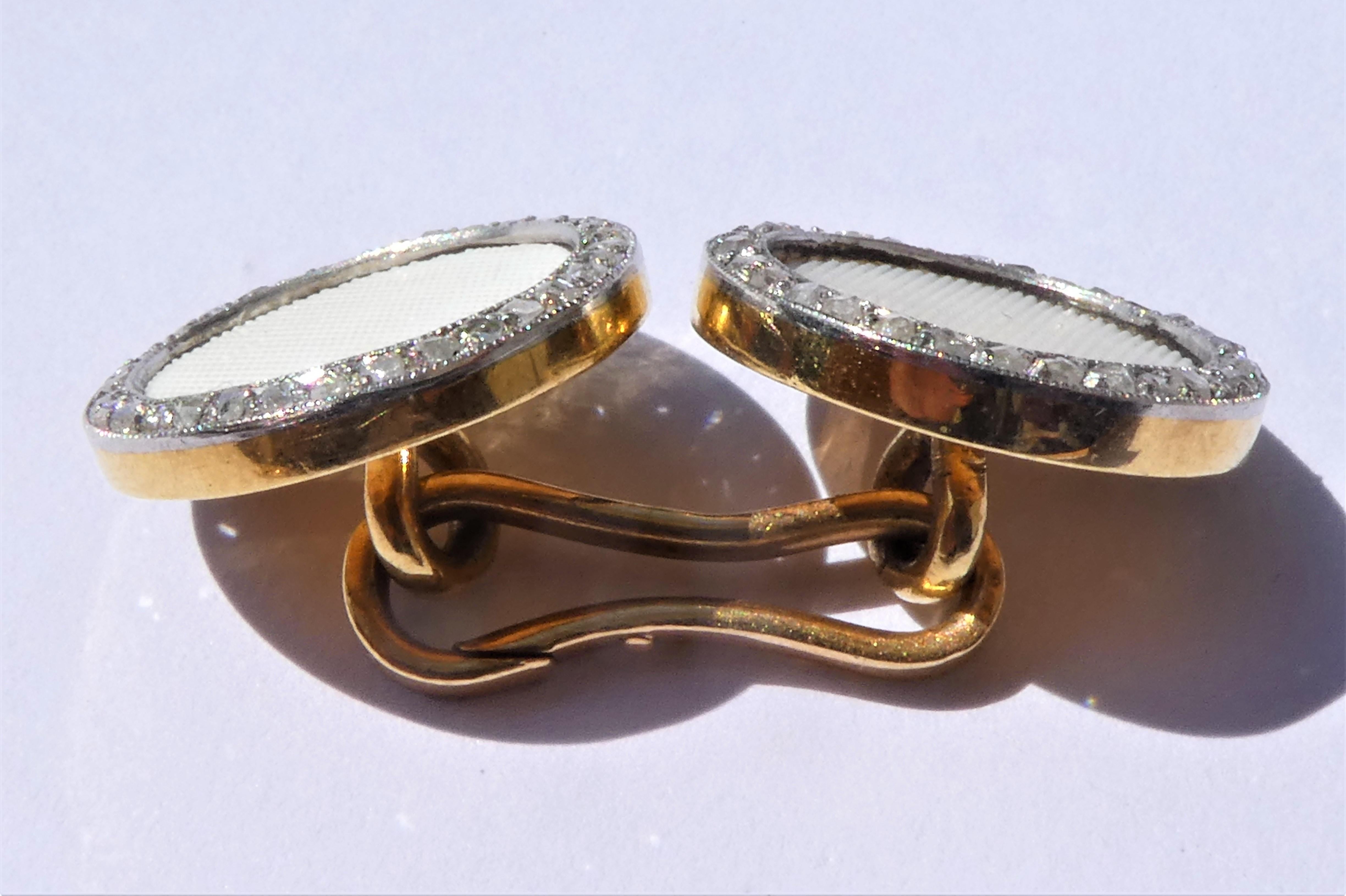Art Deco White Onyx Platinum 18 Karat Gold Rose Cut Diamonds Cufflinks In Excellent Condition For Sale In Munich, DE