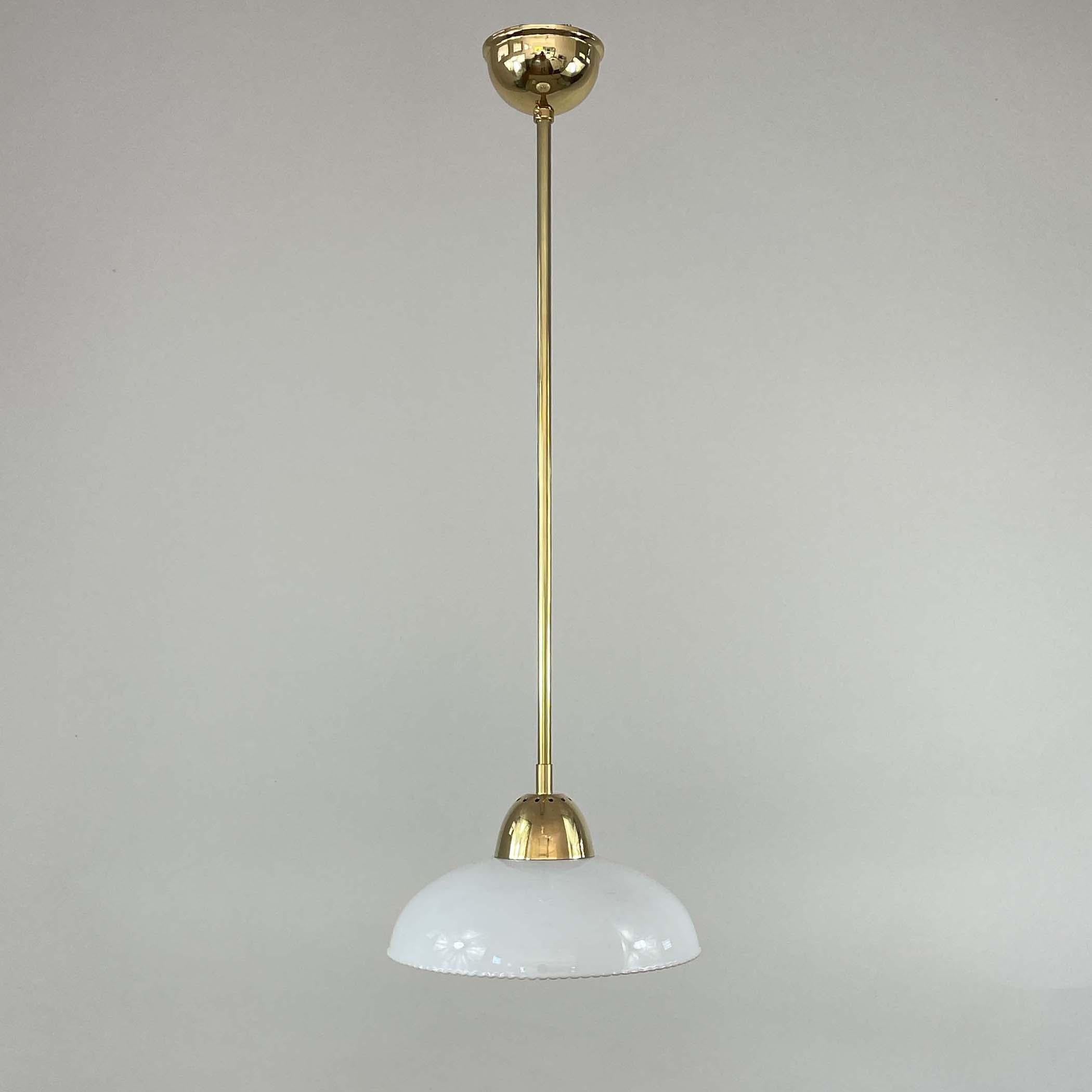 Art Deco White Opaline Glass and Brass Pendants, Sweden 1940s, Set of 2 In Good Condition For Sale In NUEMBRECHT, NRW