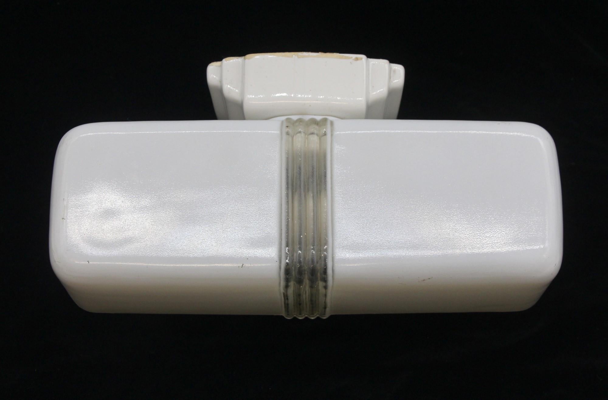art deco bathroom lighting fixtures