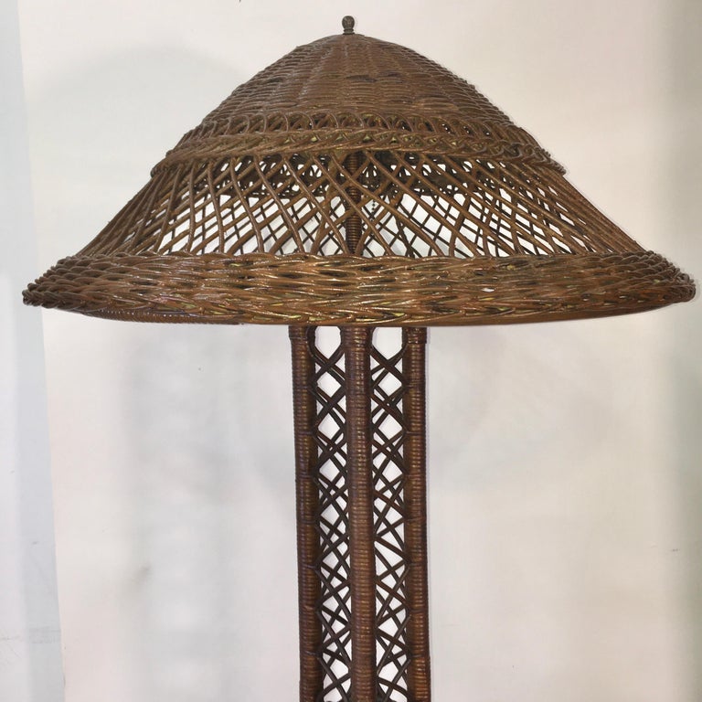 Art Deco Wicker Floor Lamp in Eiffel Tower Form For Sale at 1stDibs