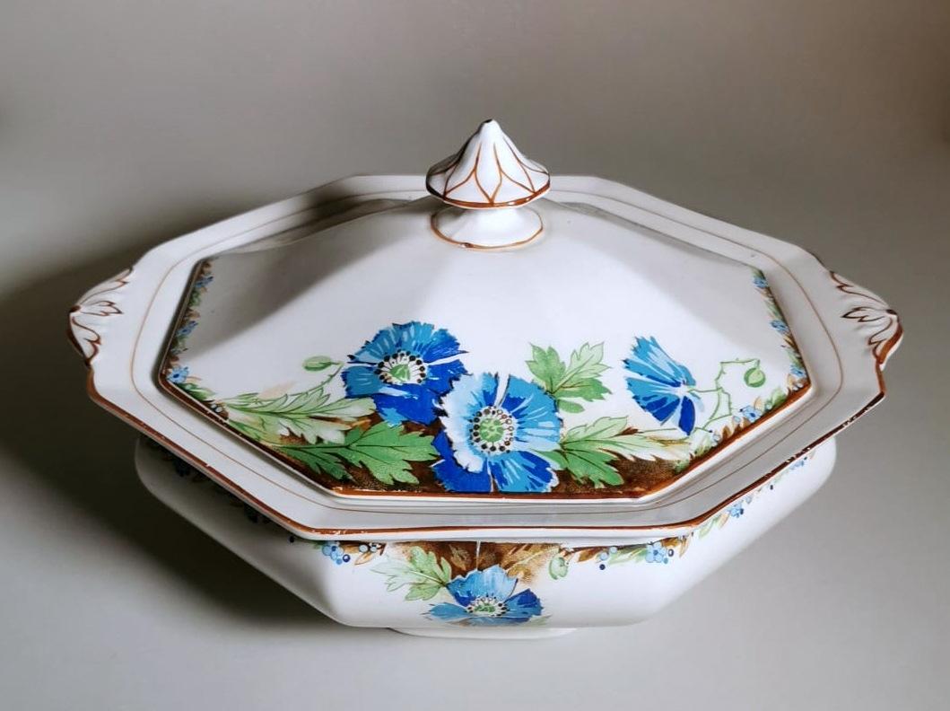 Art Deco Wilkinson Arthur J. Royal Staffordshire Pottery Pair of Tureens In Good Condition For Sale In Prato, Tuscany