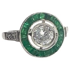 Art Deco with Diamonds and Emerald Platinum 950 Ring