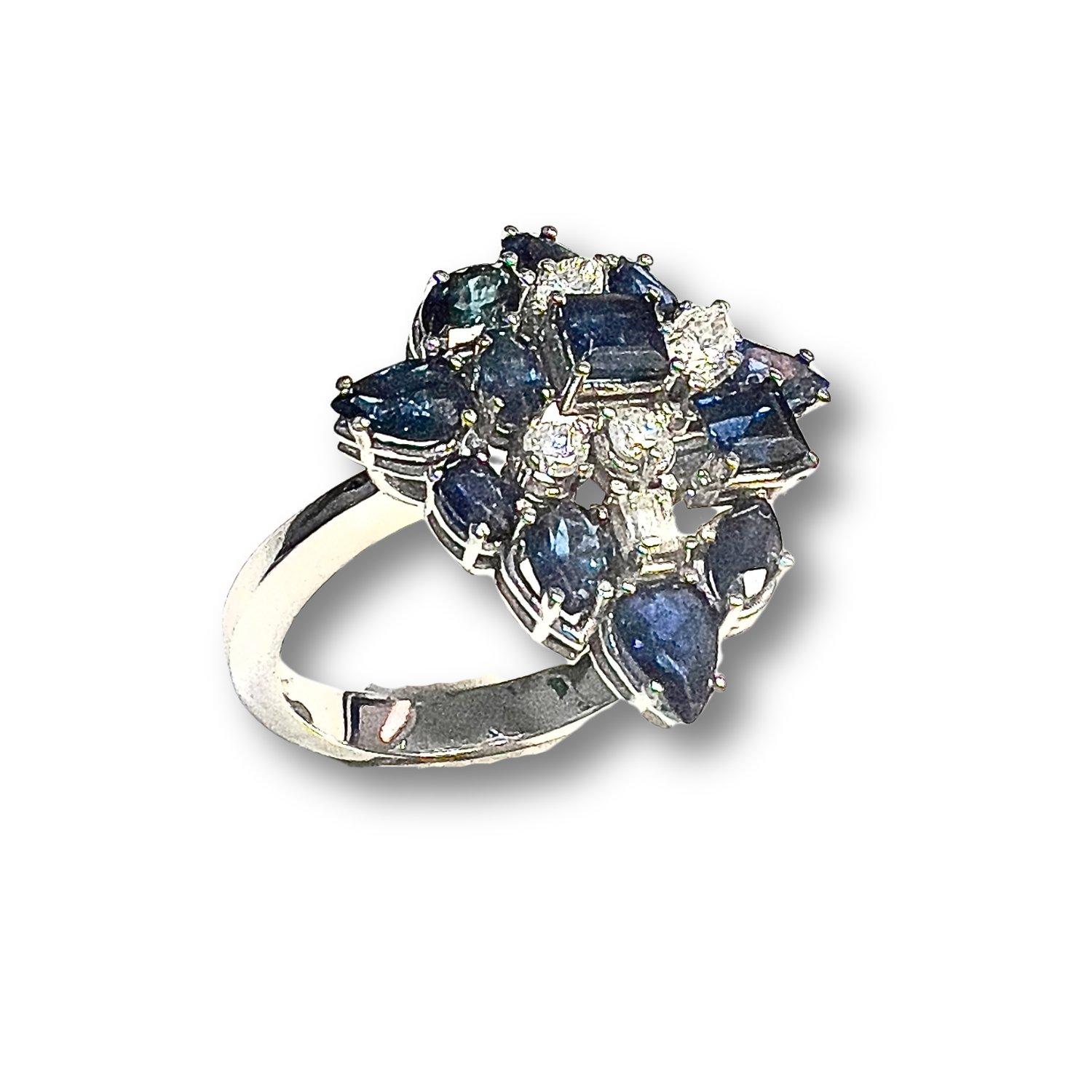 Women's Art Deco with Sapphires and Diamonds 18k Gold Ring For Sale