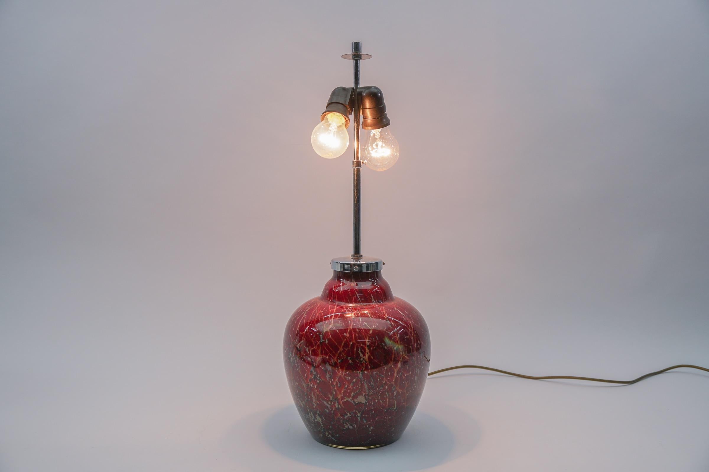 Art Deco WMF Ikora Red Glass Table Lamp, 1930s Germany In Good Condition For Sale In Nürnberg, Bayern