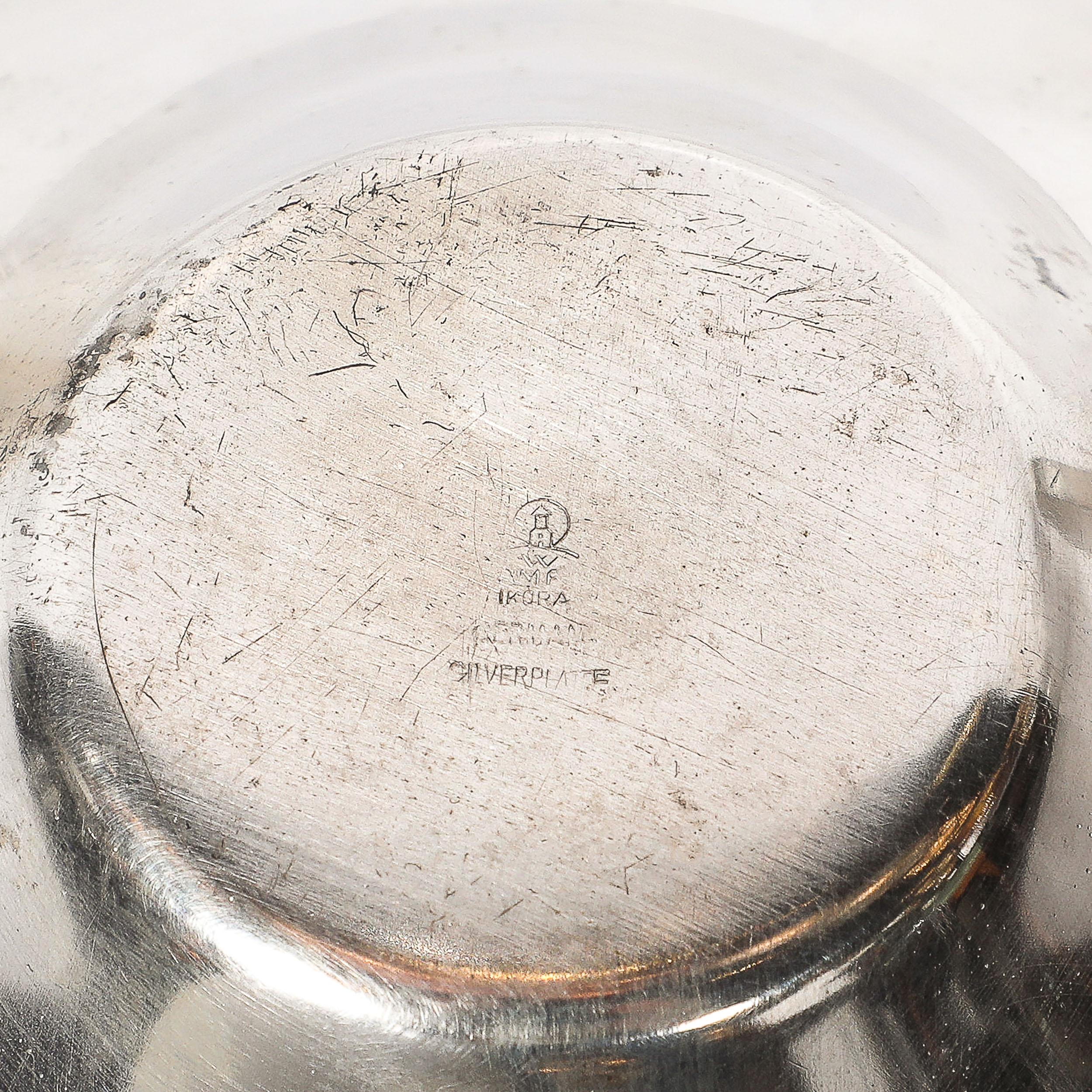 Art Deco WMF Ikora Textural Silver Plated Bowl W/ Jet Black Linear Detailing (bol en métal argenté texturé avec des détails linéaires en noir de jais) en vente 4