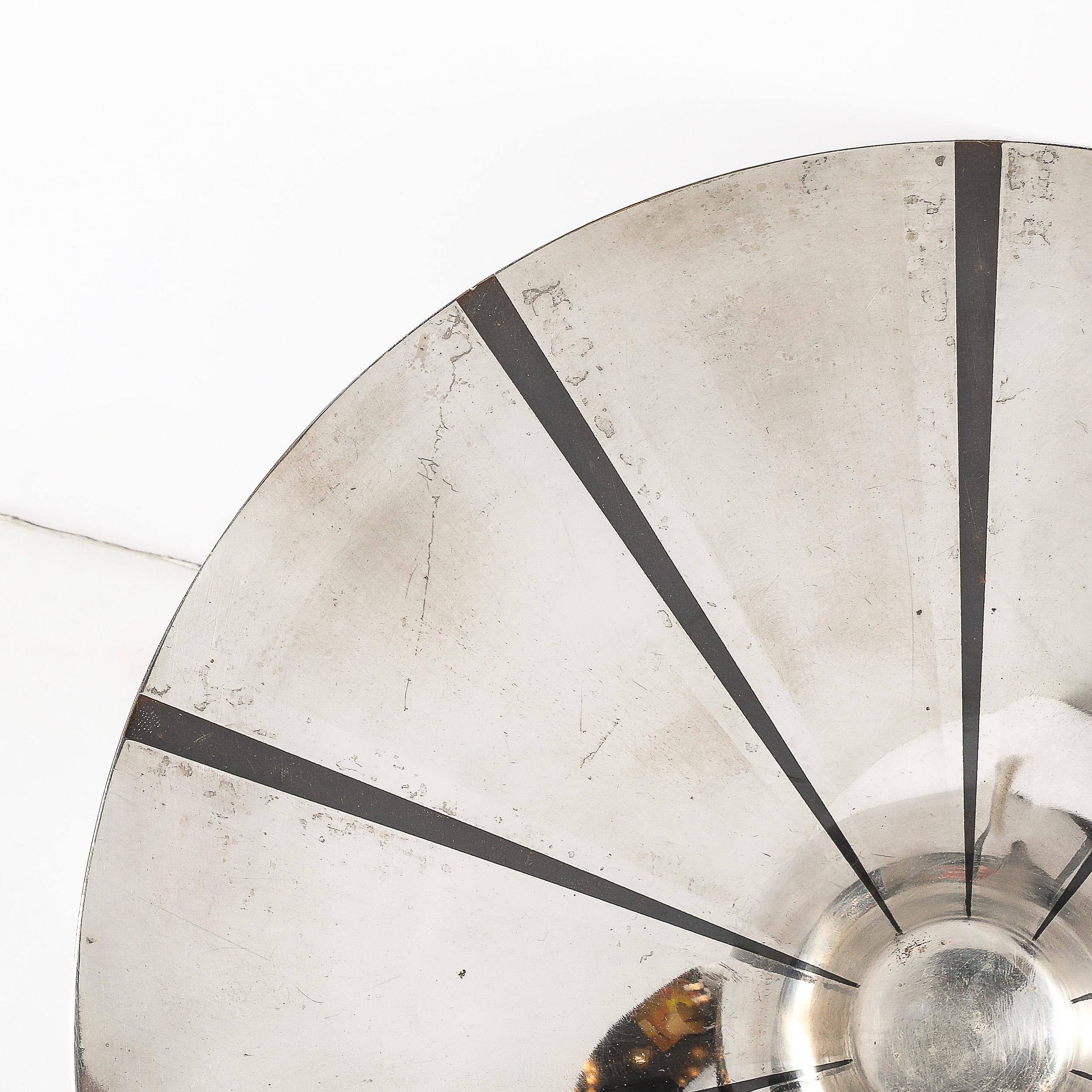 Art Deco WMF Ikora Textural Silver Plated Bowl W/ Jet Black Linear Detailing (bol en métal argenté texturé avec des détails linéaires en noir de jais) en vente 1