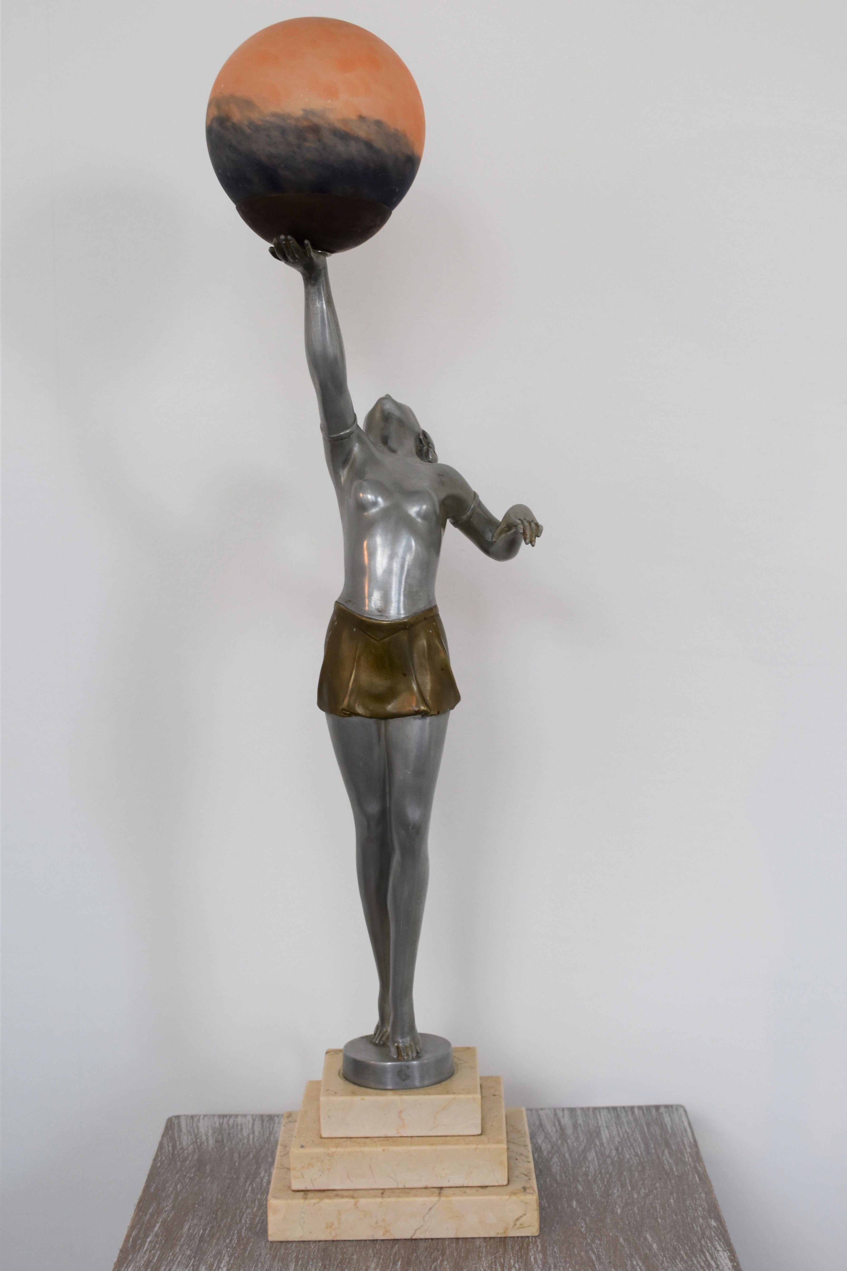 FINAL SALE Art Deco Woman Holding Globe Table Lamp Attributed to Balleste In Good Condition For Sale In Amsterdam, NL