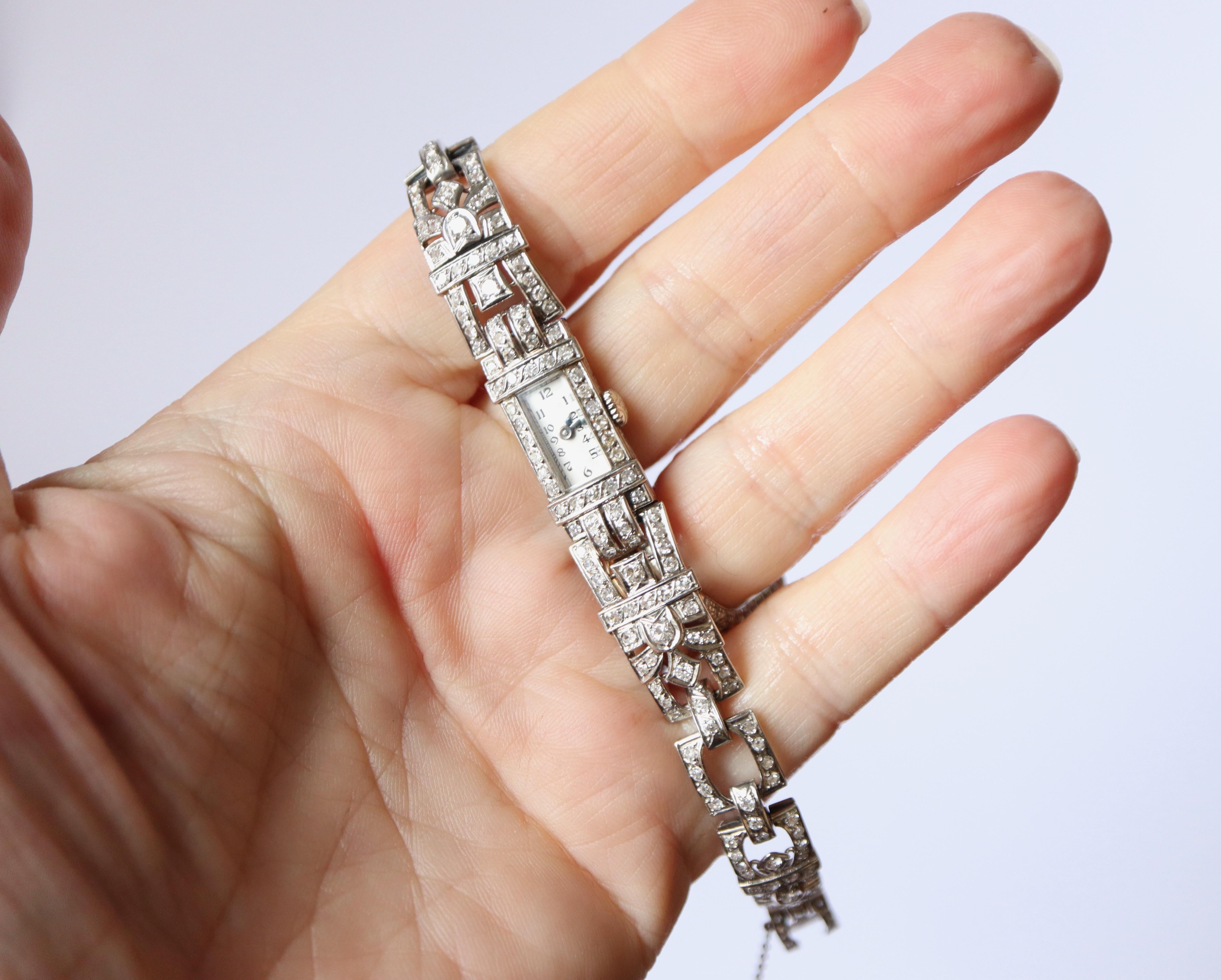Montre pour femme Art déco en platine avec diamants Mouvement mécanique français en vente 6