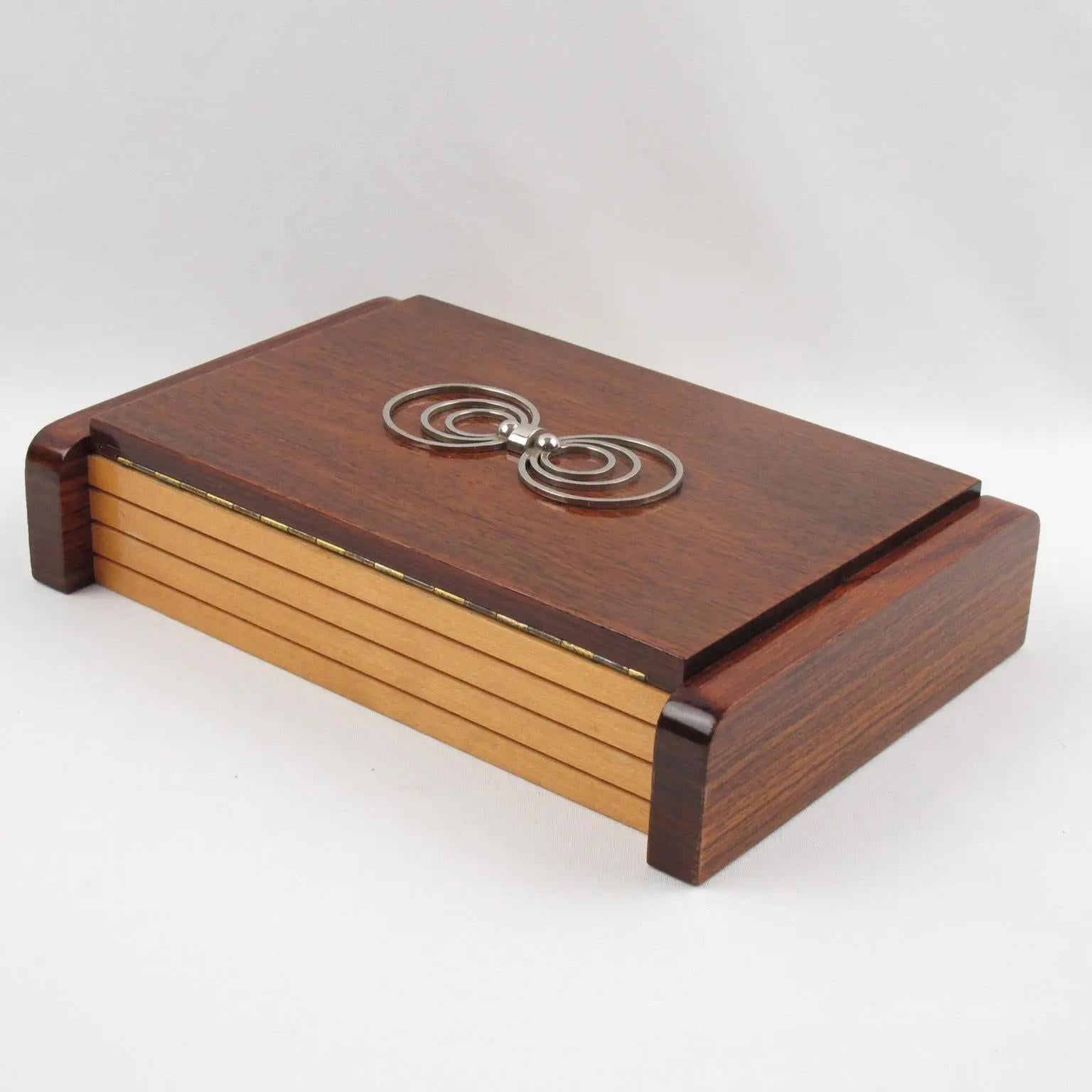 Art-Déco-Schachtel aus Holz und Chrom, Frankreich 1930er Jahre (Metall) im Angebot