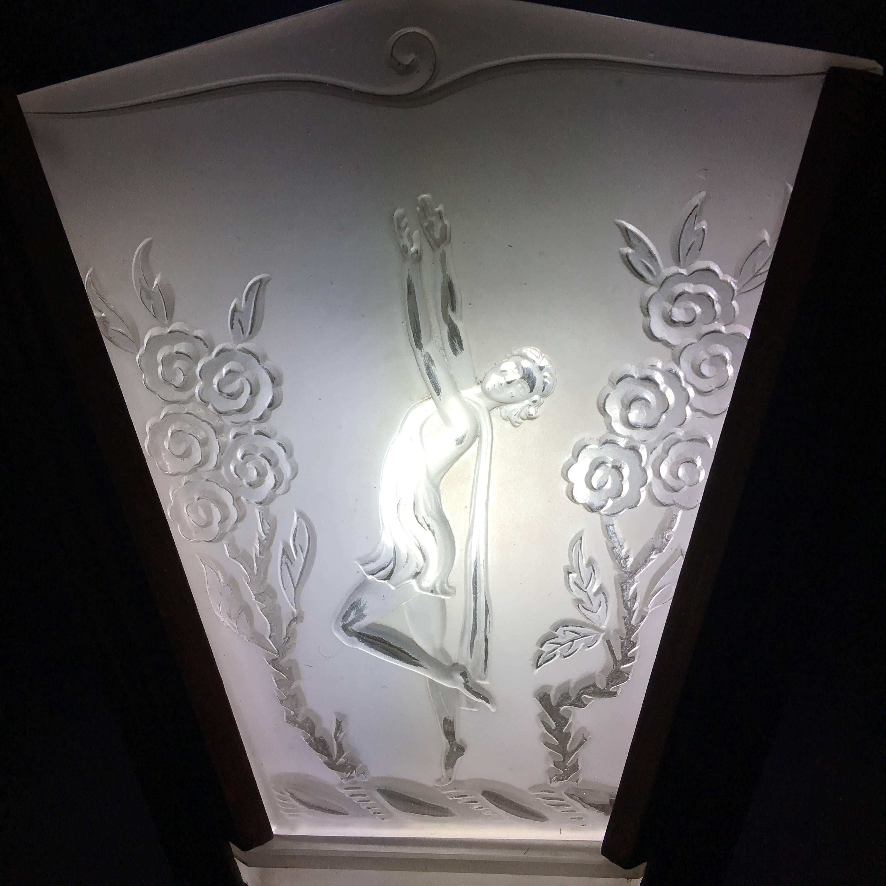 Lampe à suspension italienne Art Déco élégante des années 1930 en bois et verre gravé Bon état - En vente à Aci Castello, IT