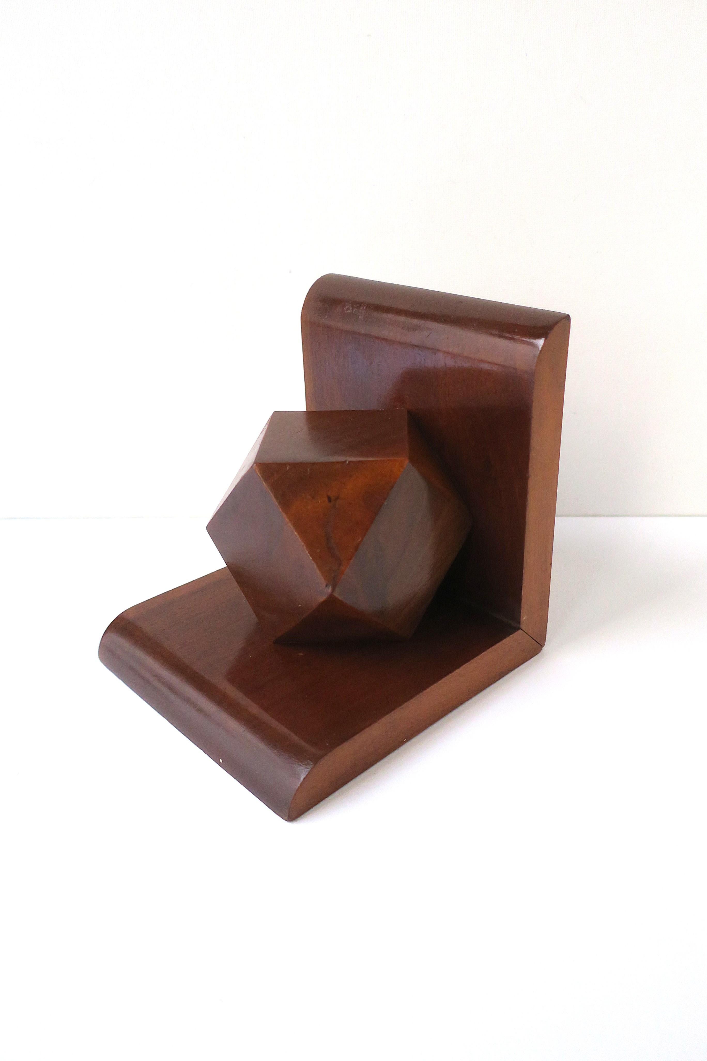 Art Deco Wood Buchstütze (Art déco) im Angebot