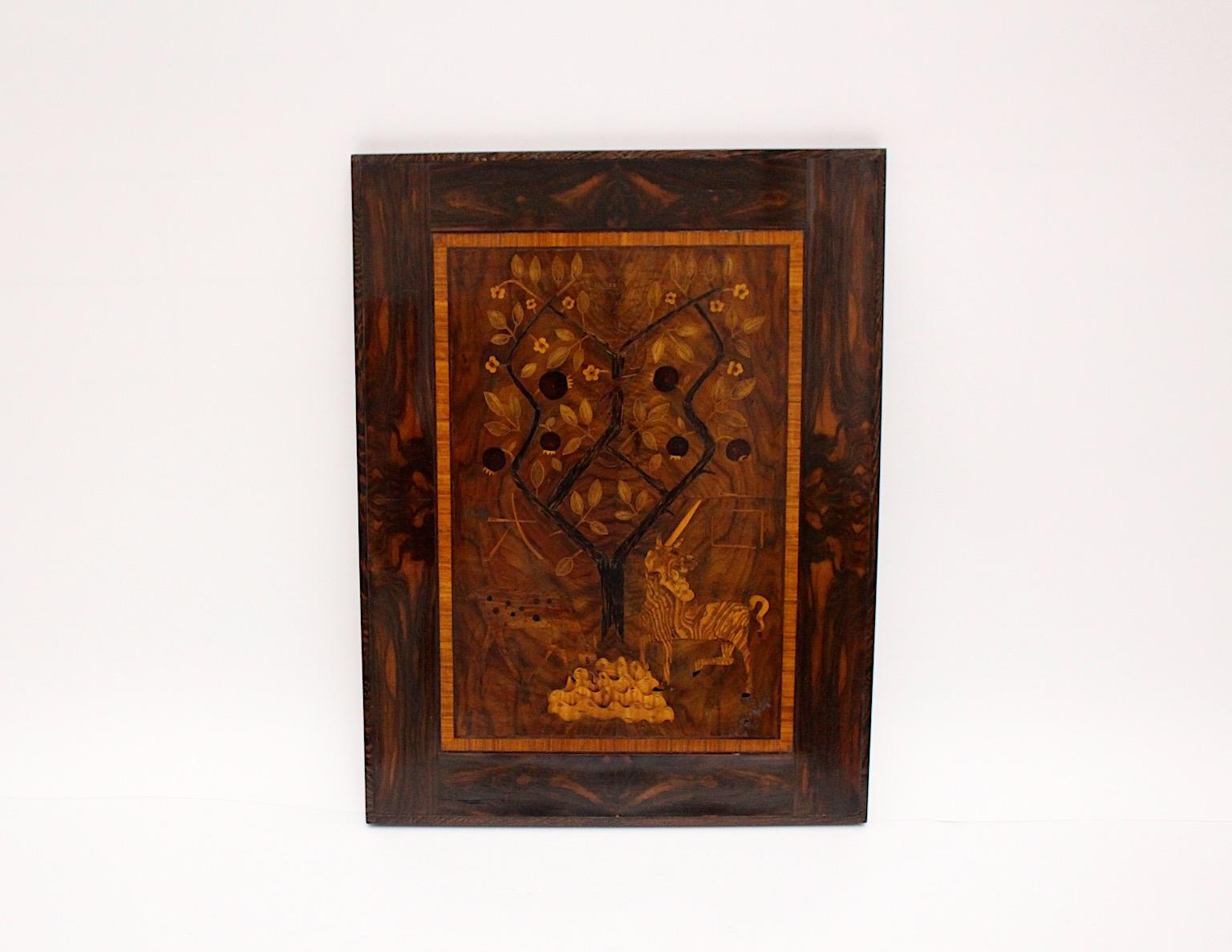 Quadro Art Deco Wood intarsiato Unicorno Albero di Melograno 1920s Style Victor Lurje in vendita 6