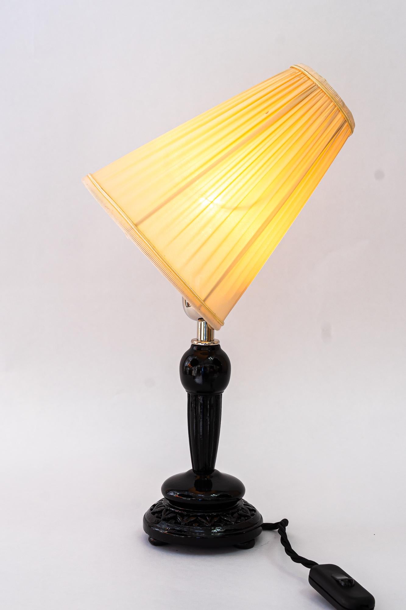 Lampe de table Art Déco et abat-jour en tissu vienne des années 1920 en vente 4