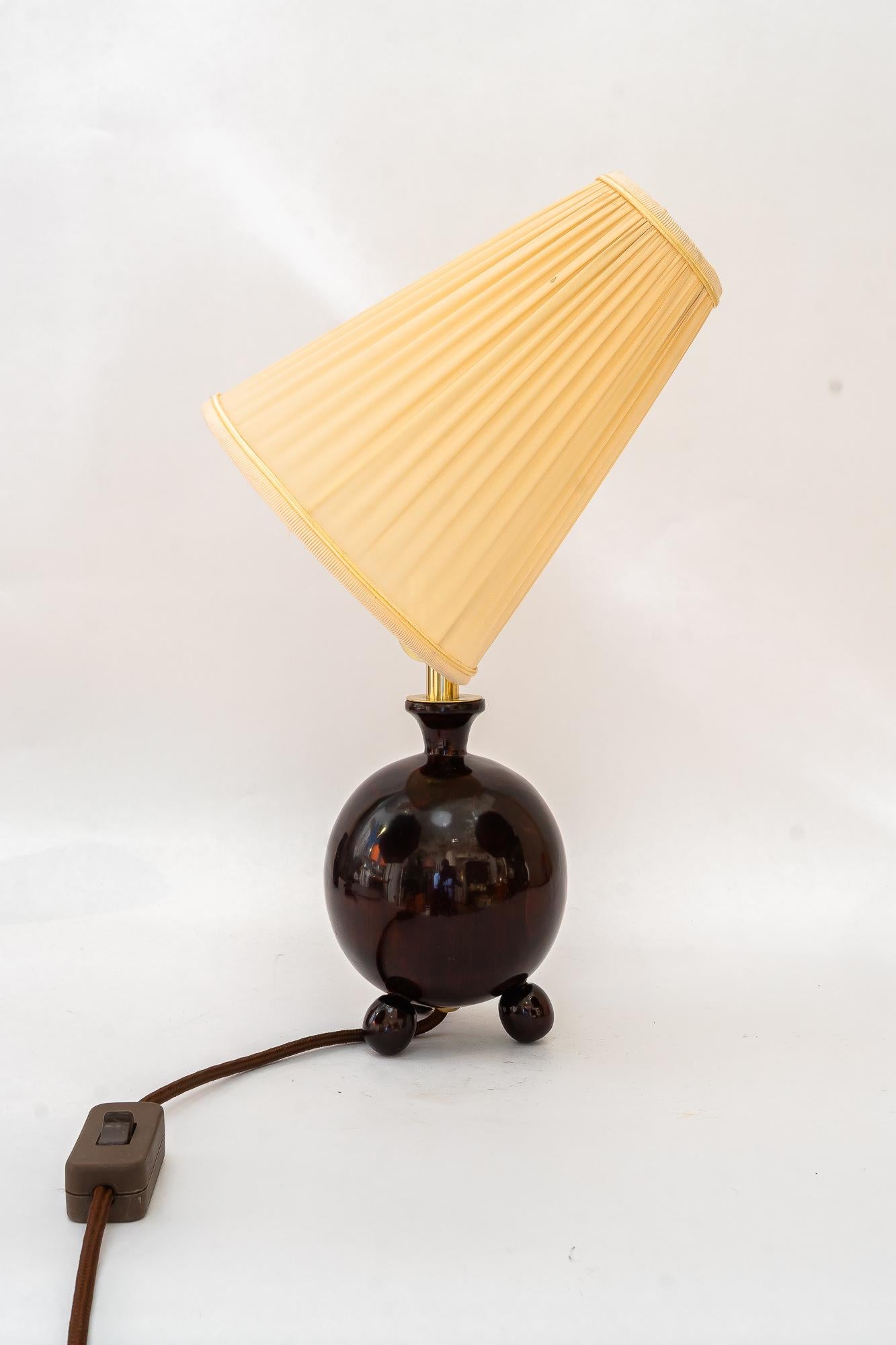 Art Deco Holz Tischlampe mit Stoffschirm Wien um 1920er Jahre 1