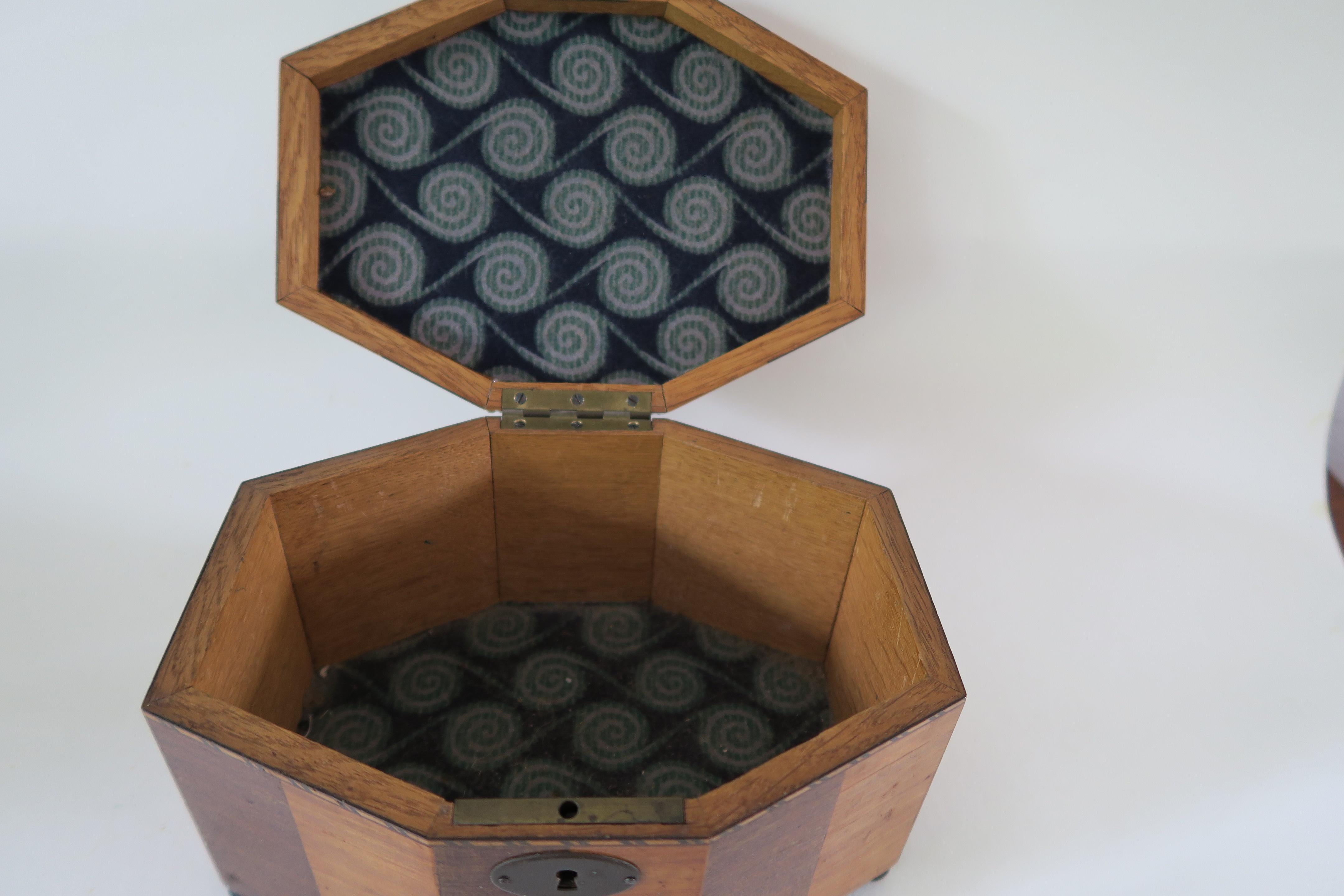 Mid-20th Century Art Deco Wooden Box For Sale
