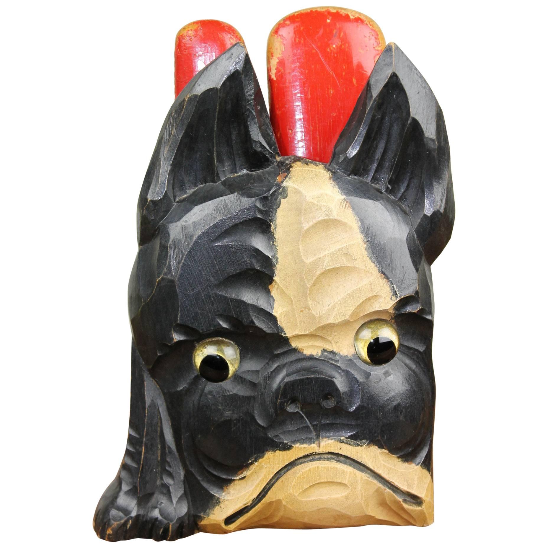 Porte-brosse à bulldog en bois Art Déco en vente