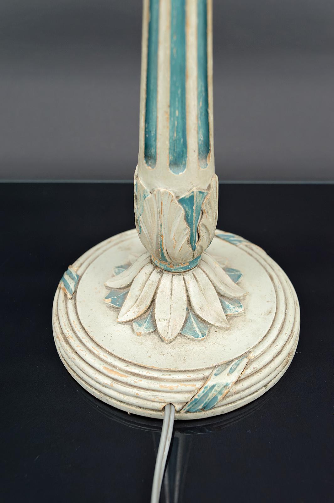 Art Deco wooden lamp painted in white and patinated blue, France, Circa 1920 For Sale 1