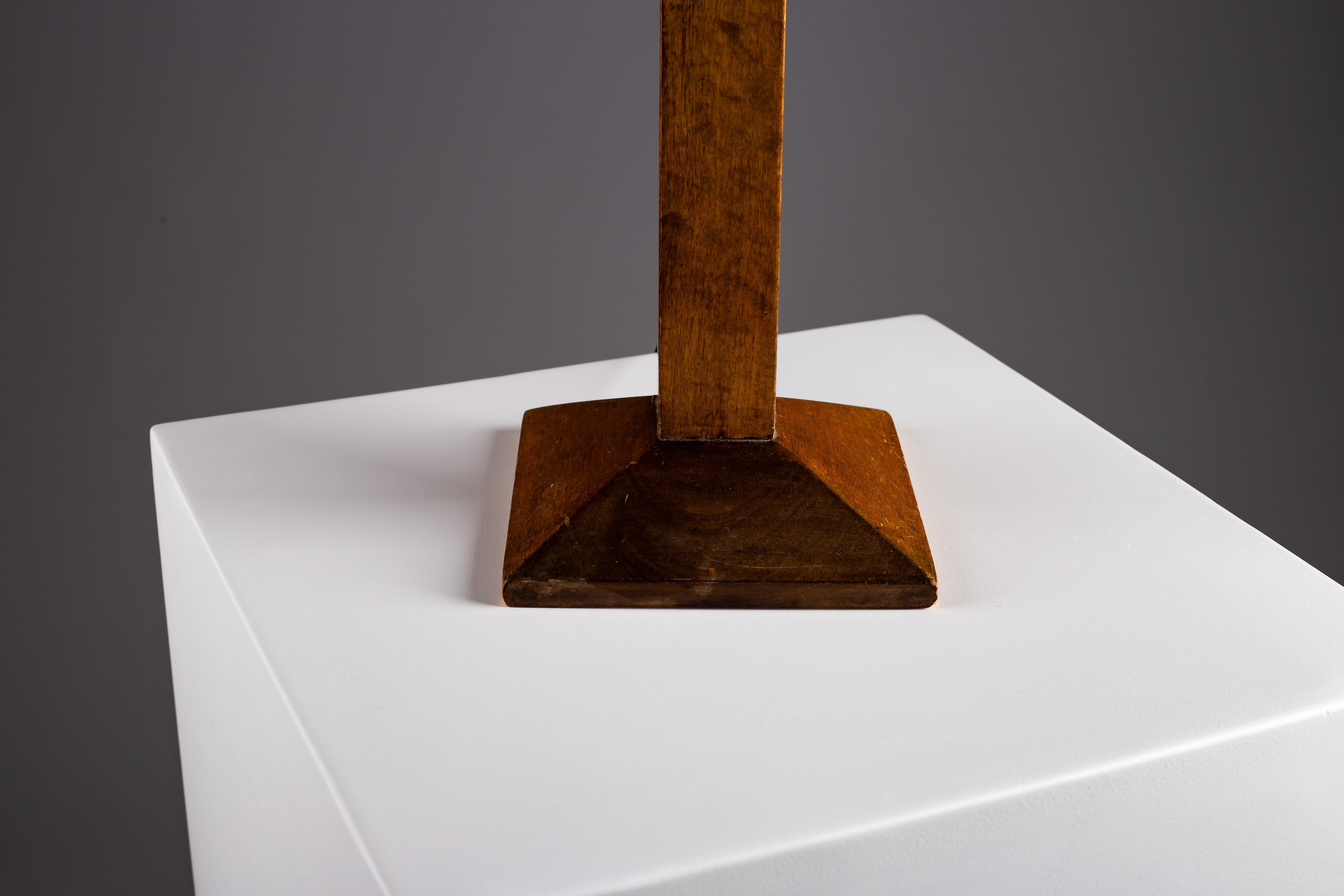Art Deco wooden table lamp with brass shade For Sale 4