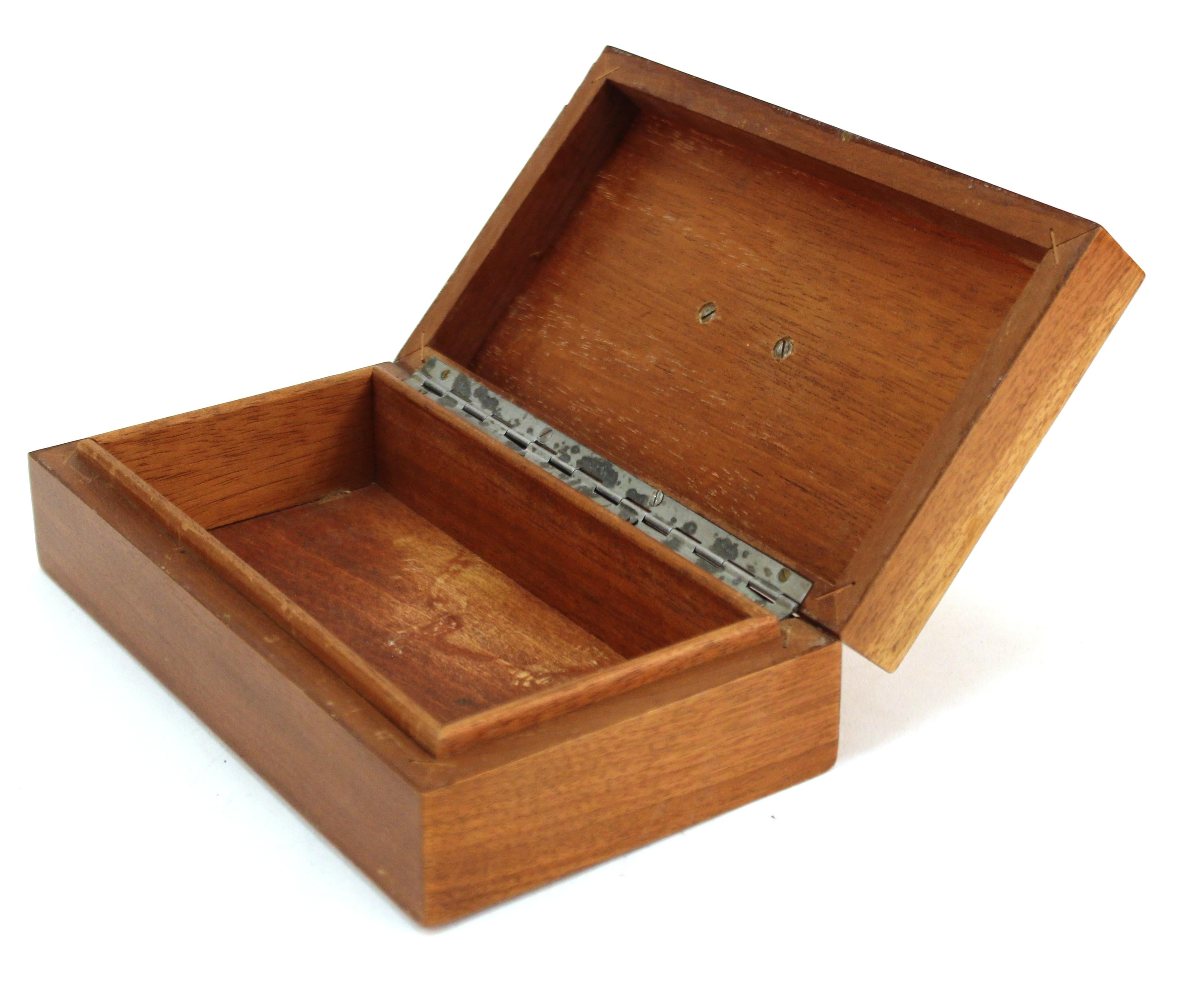 Art Deco Wooden Trinket Box with Metal Handle 2