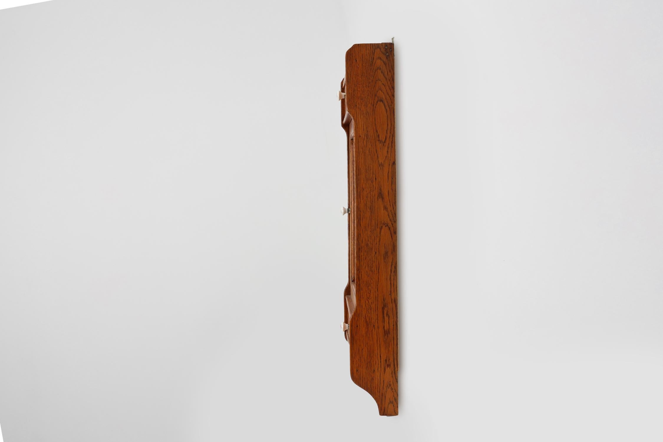 Cabinet mural en bois Art Deco avec porte en miroir et 2 tiroirs, France ca. 1900 en vente 6