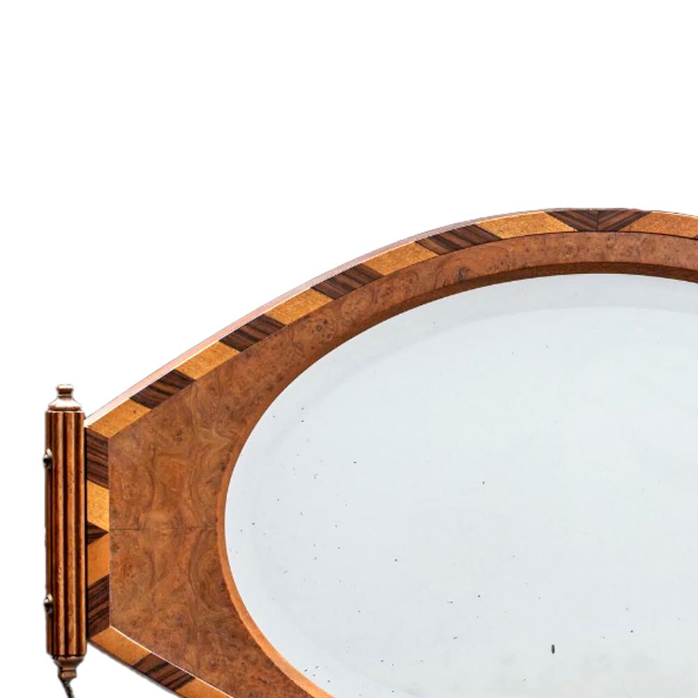 Specchio da appendere in legno impiallacciato e intarsiato in stile Art Deco con due nappe ornamentali In condizioni buone in vendita a London, GB