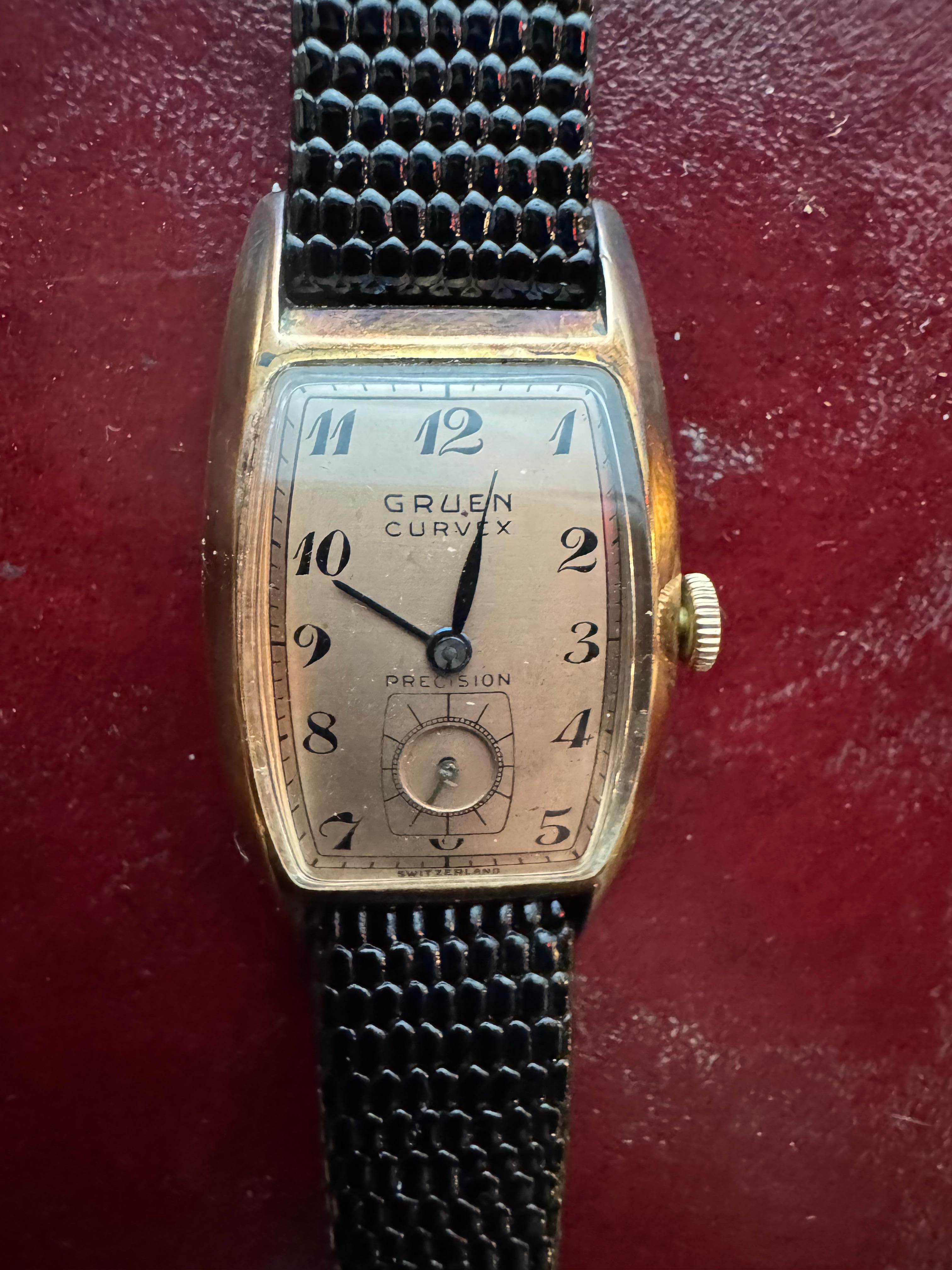 Art Deco Wrist Watch's including HAMILTON, GRUEN, BENRUS, Selling separately, PRICED PER WATCH. All three watch's have been cleaned and serviced,, running and keeping perfect time.Wonderful original condition. 

c. 1945 Collectible and Original 14k