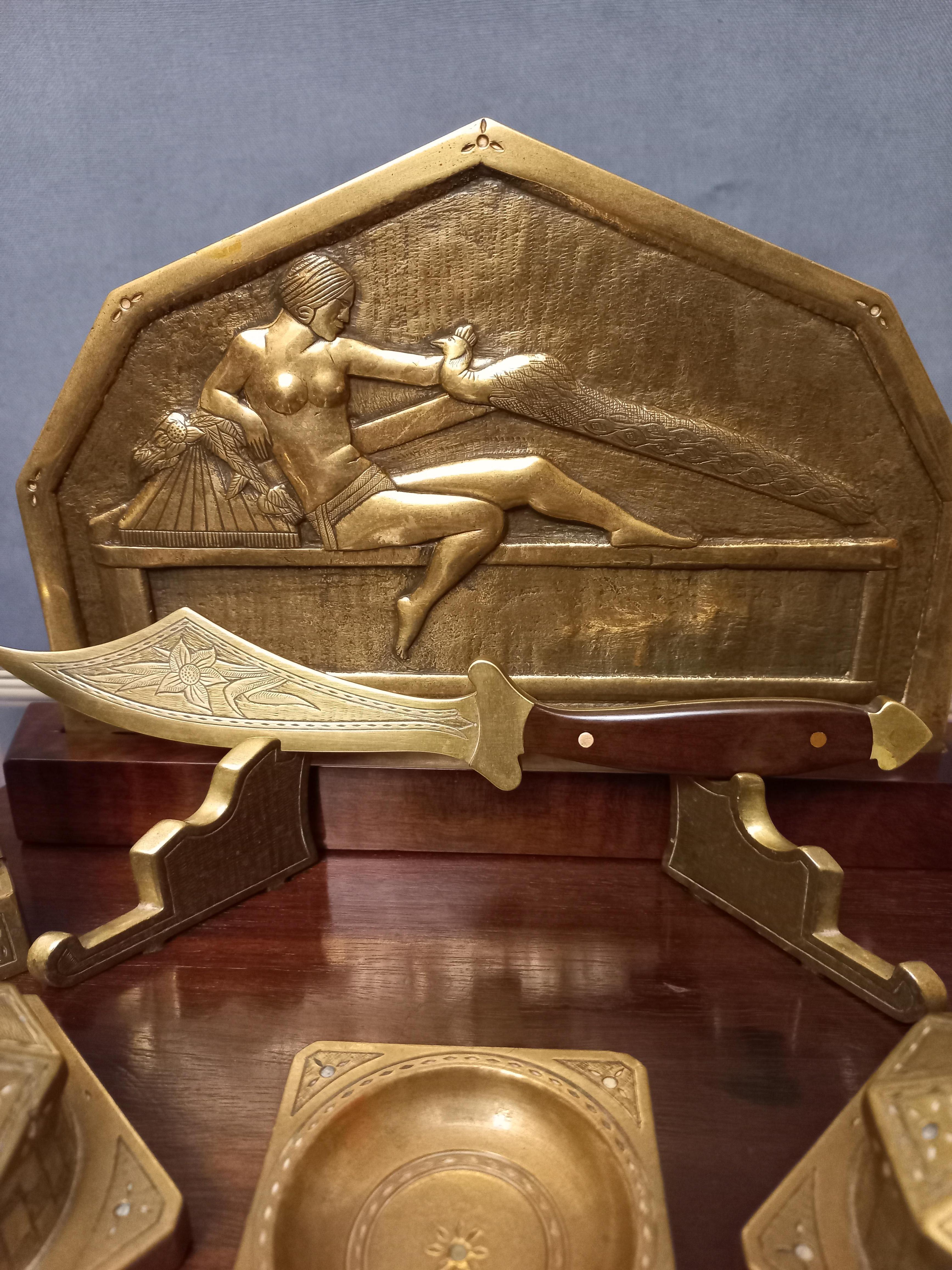 European Art Deco Writing Case In Bronze And Exotic Wood. 8 pièces For Sale