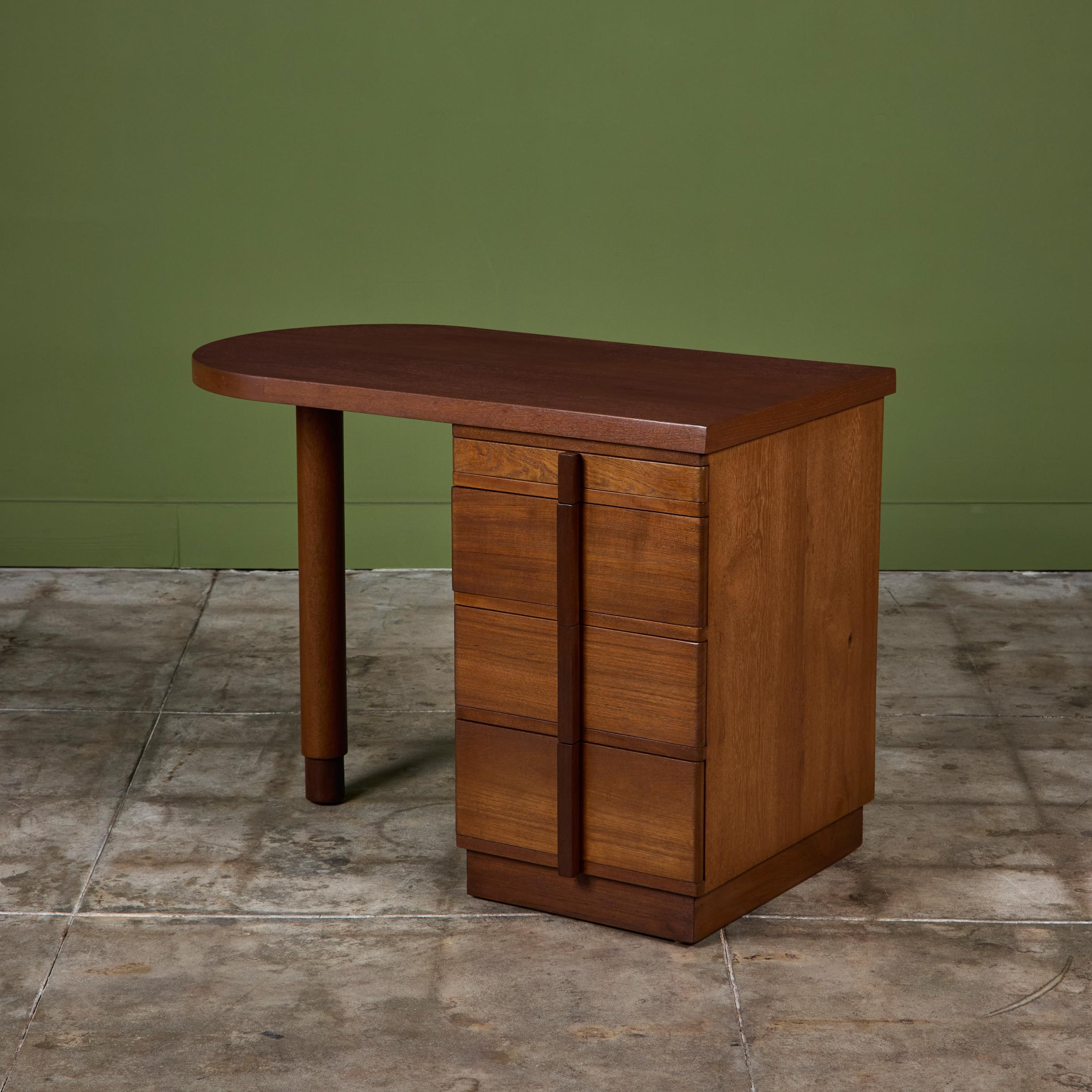 Art Deco Writing Desk In Good Condition For Sale In Los Angeles, CA