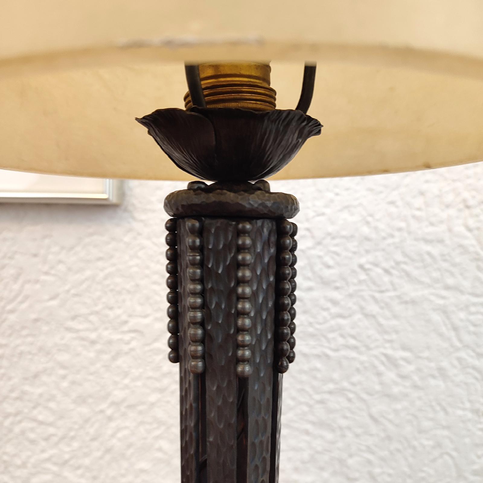 Art Deco Wrought Iron and Alabaster Shade Table Lamp by Edgar Brandt For Sale 2