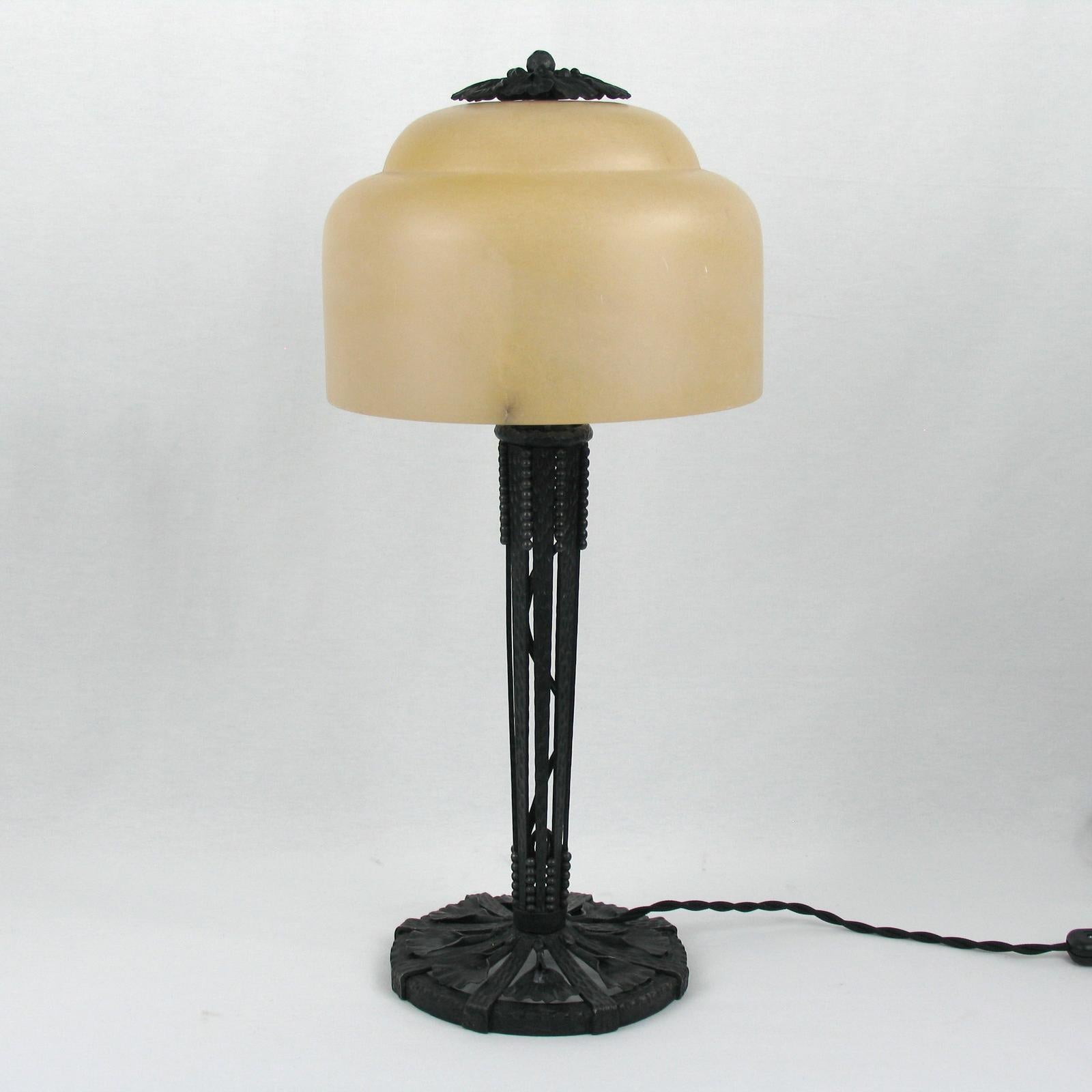 Art Deco Wrought Iron and Alabaster Shade Table Lamp by Edgar Brandt For Sale 4