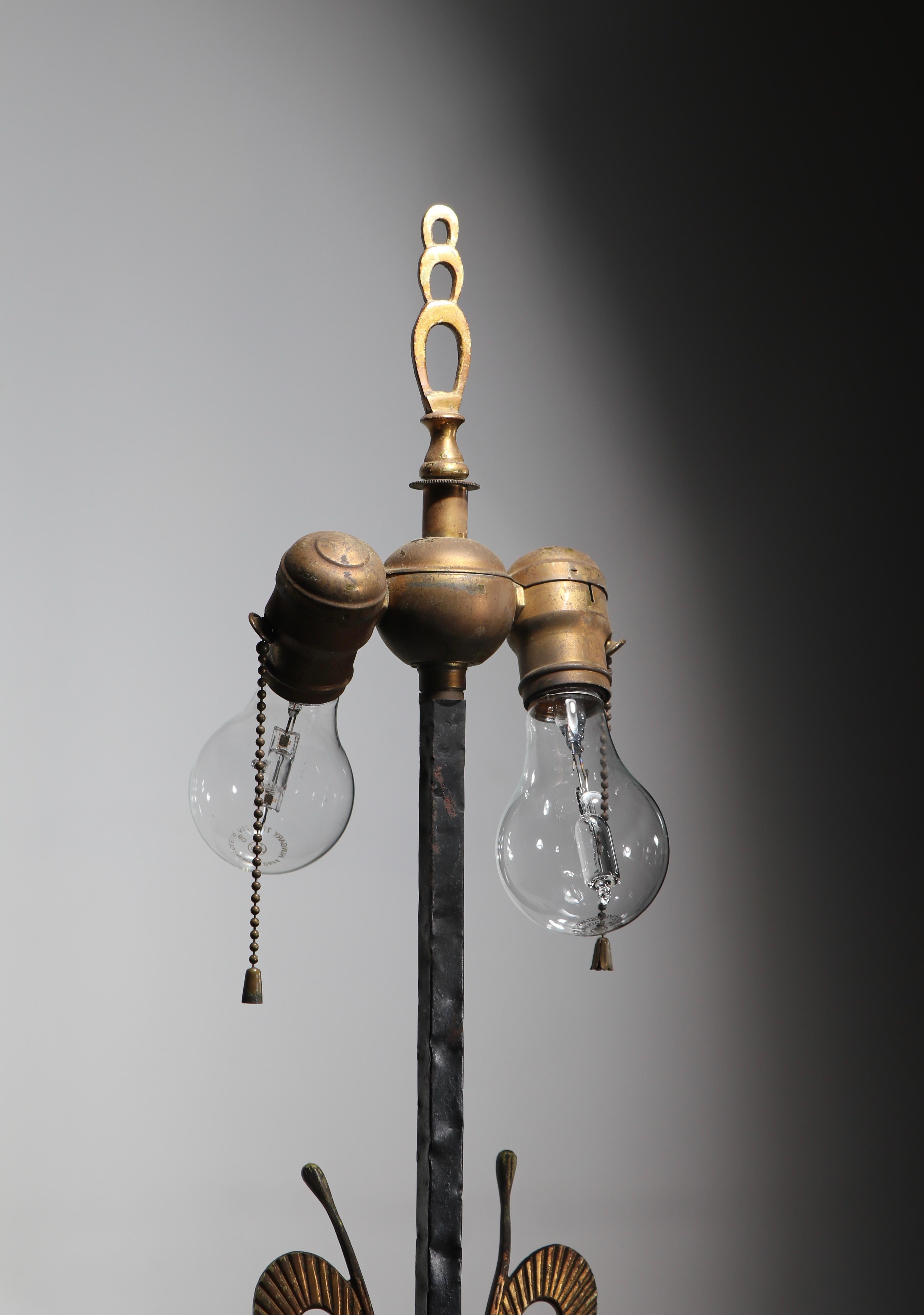 Metal  Art Deco Wrought Iron and Brass Floor lamp after Brandt, Bach c. 1920/1930's For Sale