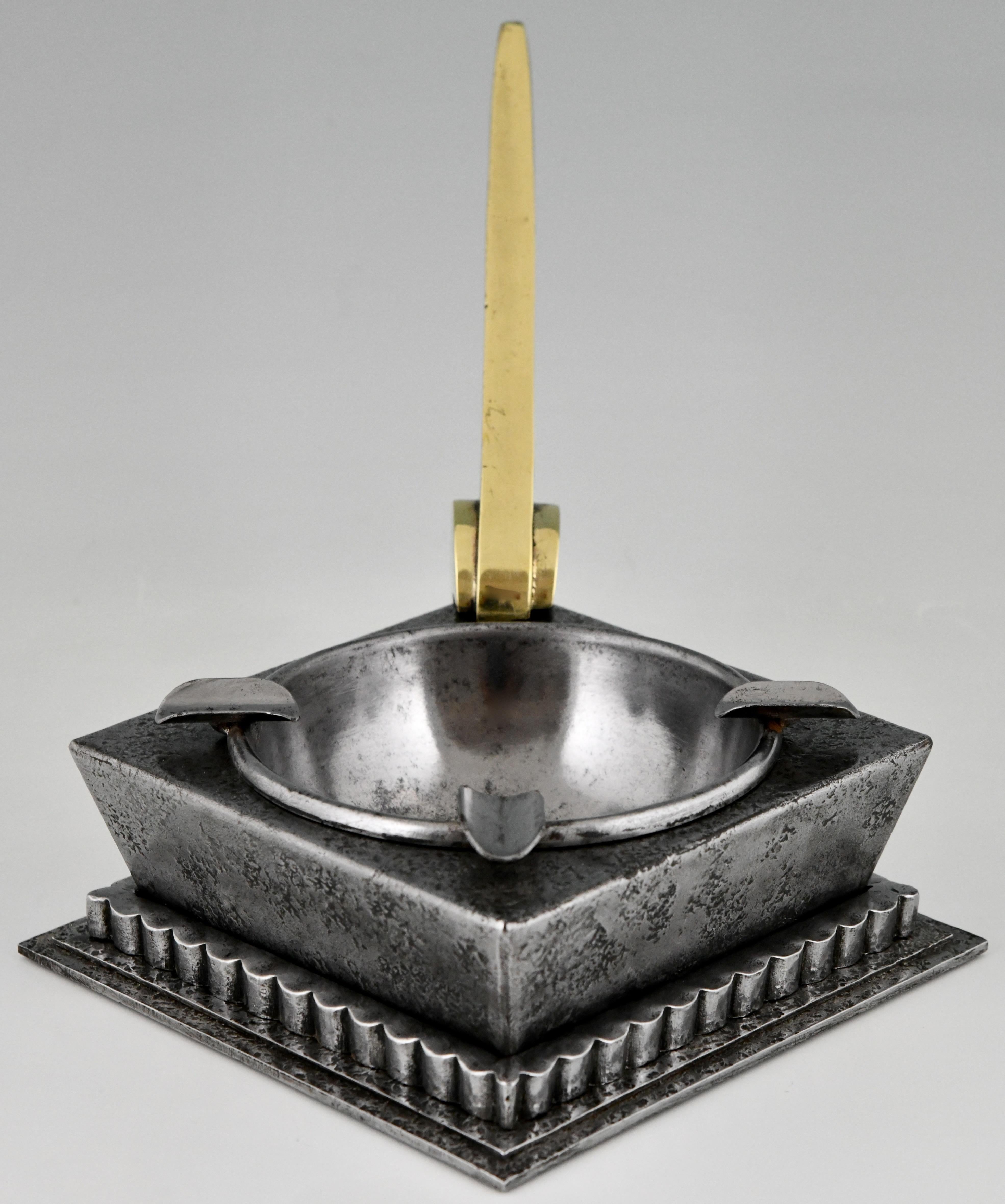 Art Deco Wrought Iron Ashtray with Wing Edgar Brandt, 1930 In Good Condition In Antwerp, BE