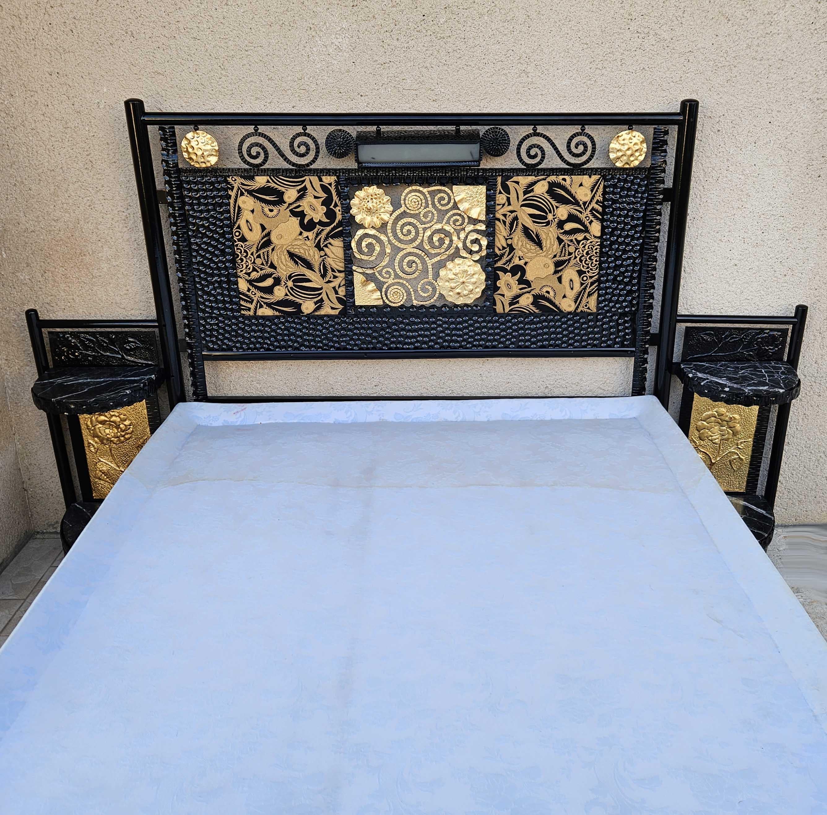Art Deco Wrought Iron Bed In Good Condition For Sale In CHALON-SUR-SAÔNE, FR