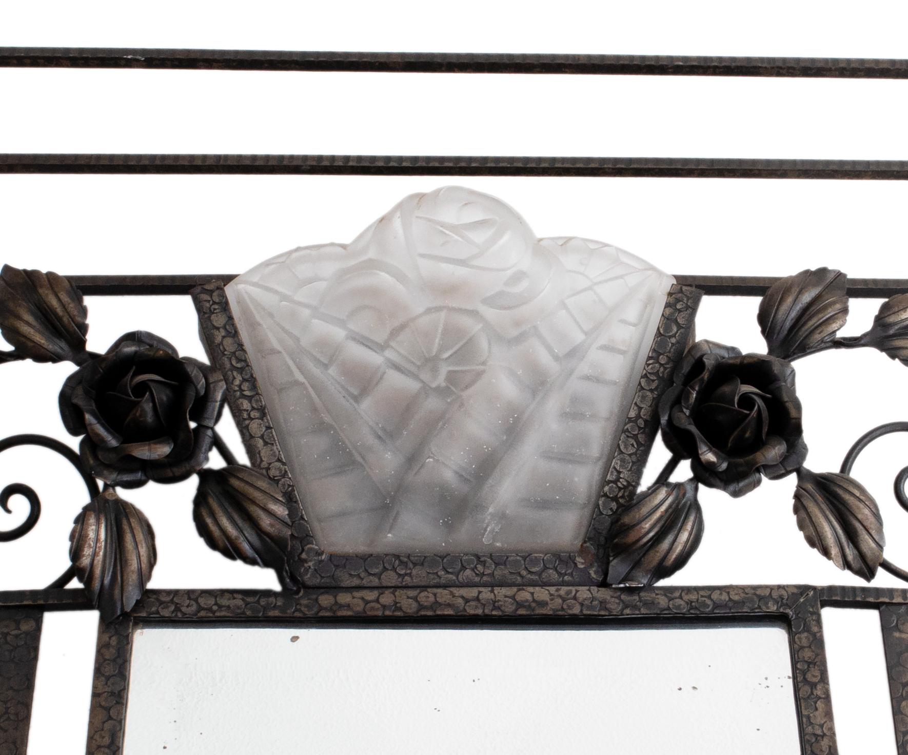 Art déco Porte-manteau, arbre d'entrée, Stand Umbrella en fer forgé Art Déco, 1920 en vente